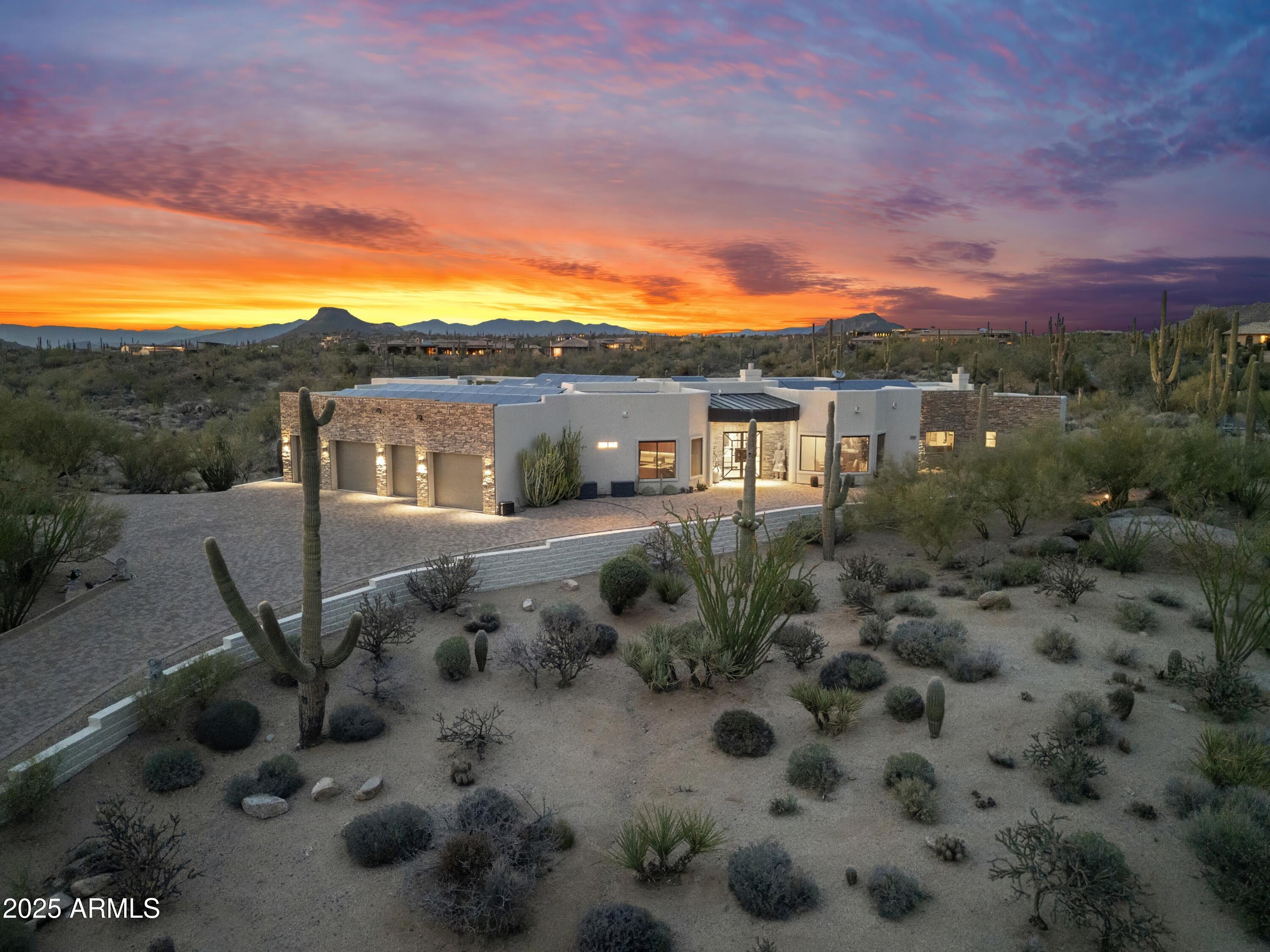TROON VERDE - Residential