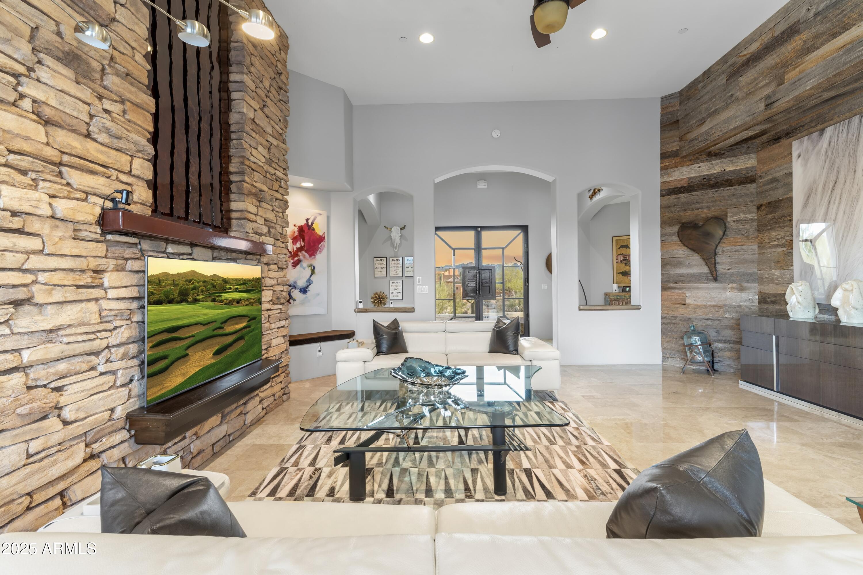 TROON VERDE - Residential