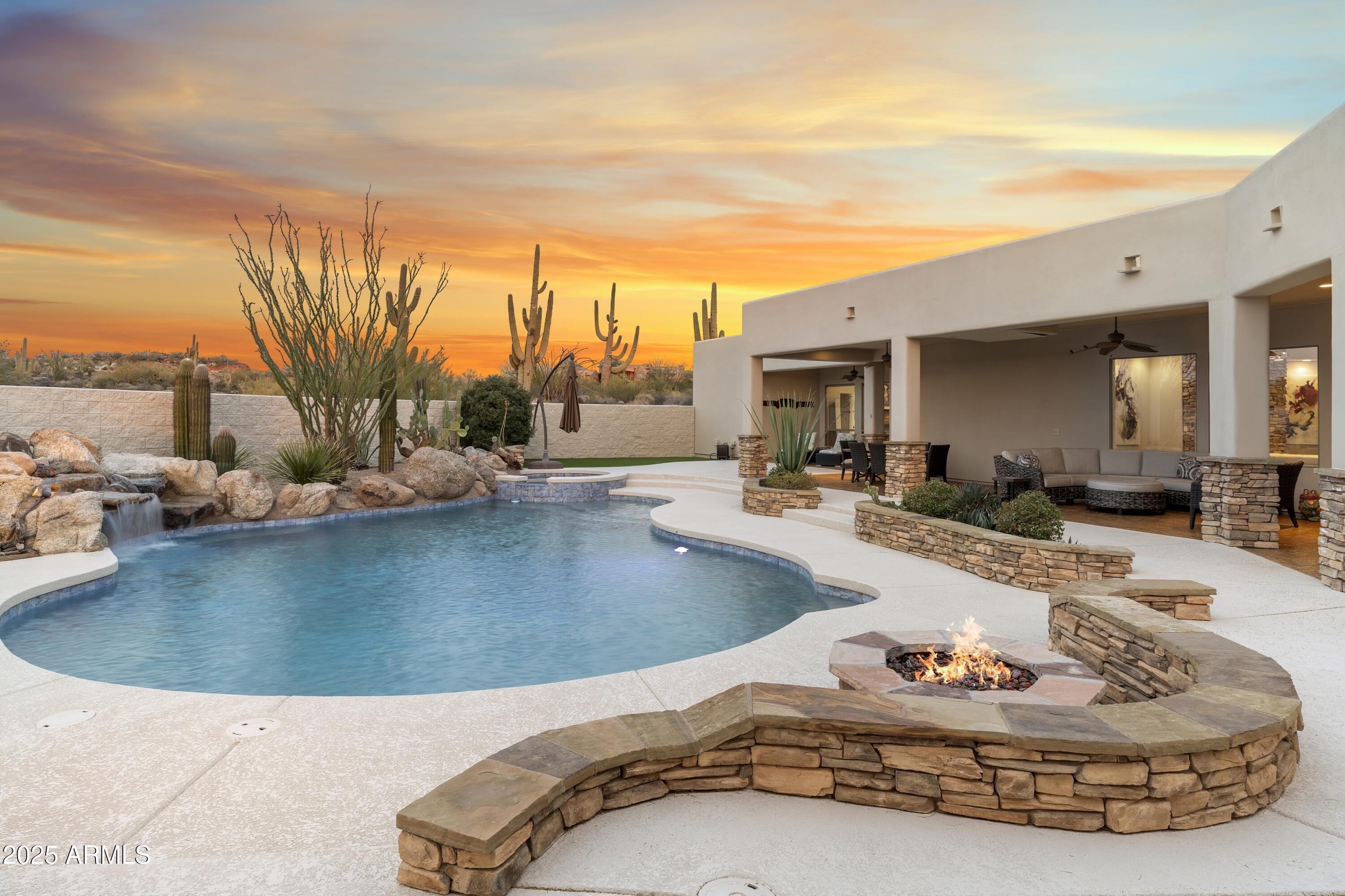 TROON VERDE - Residential