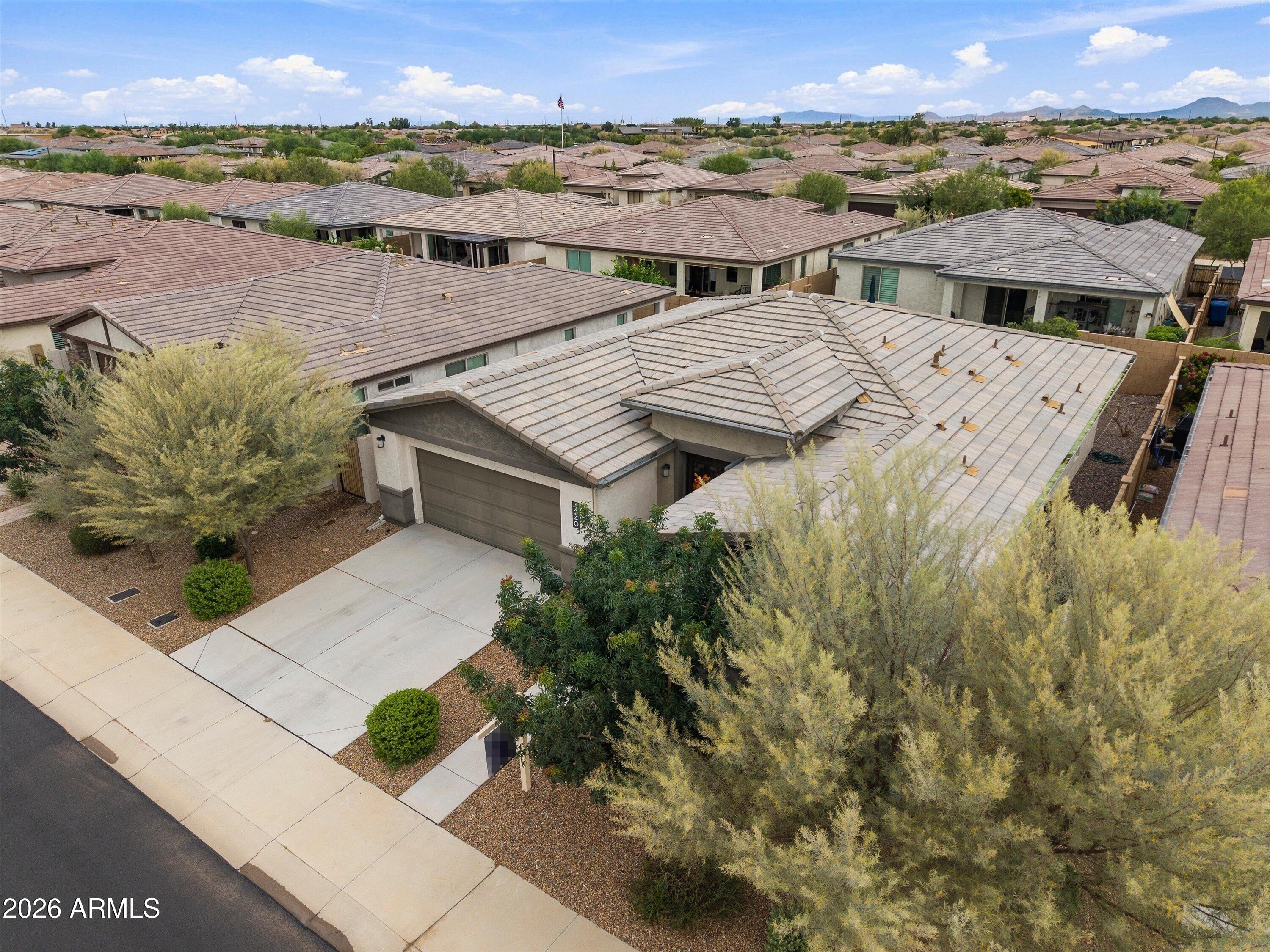 1240 W CAMINA BUENA Vista