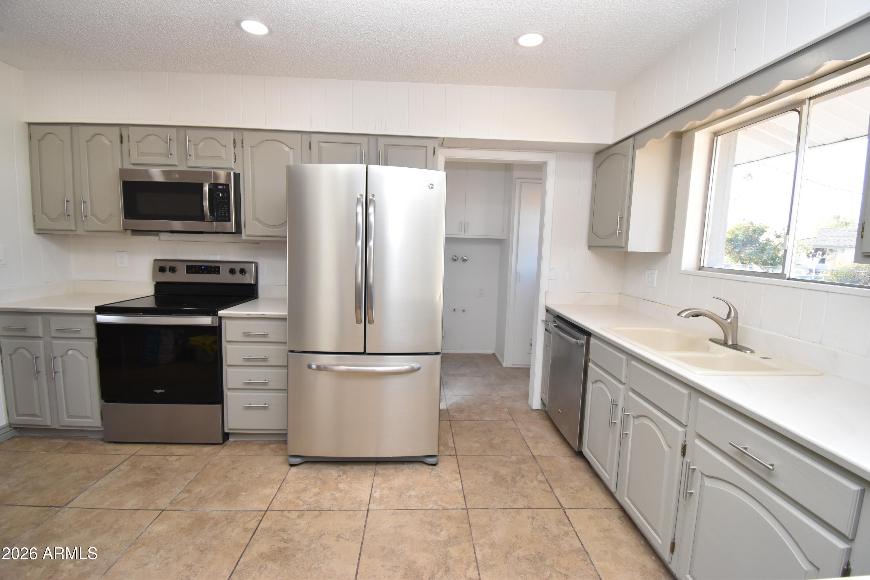 10331 W WILLIE LOW Circle