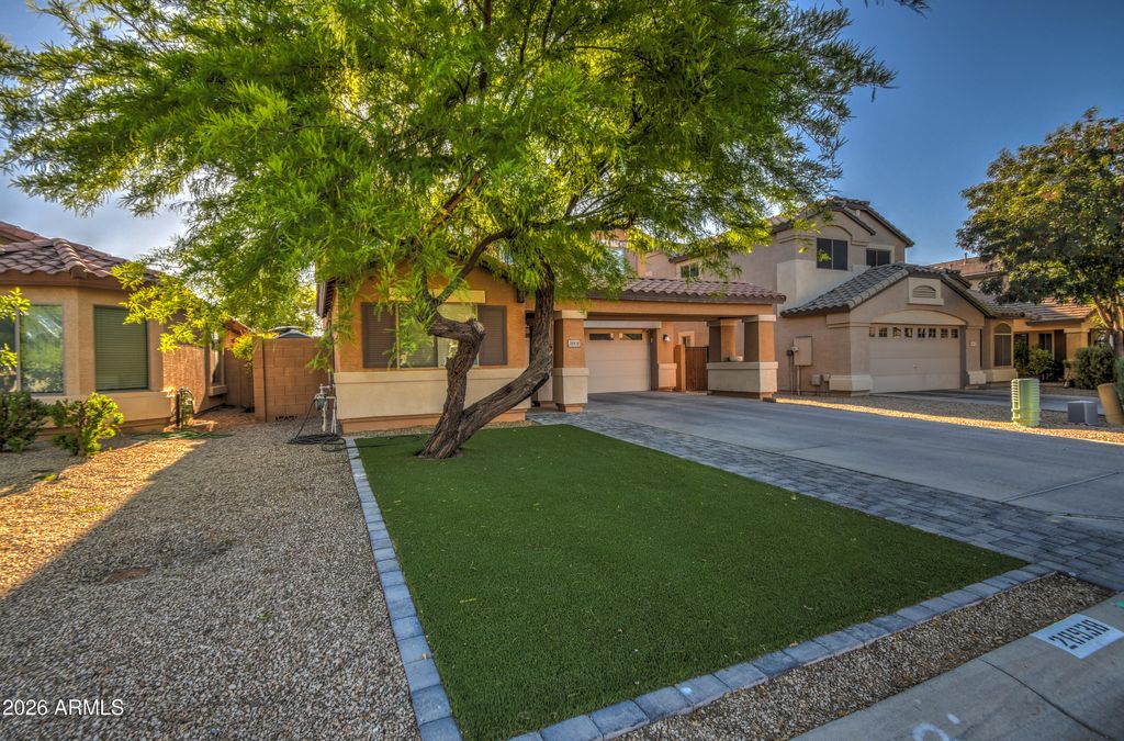 Photo of 28938 N Gold Lane, San Tan Valley, AZ 85143 (MLS # 6984873)