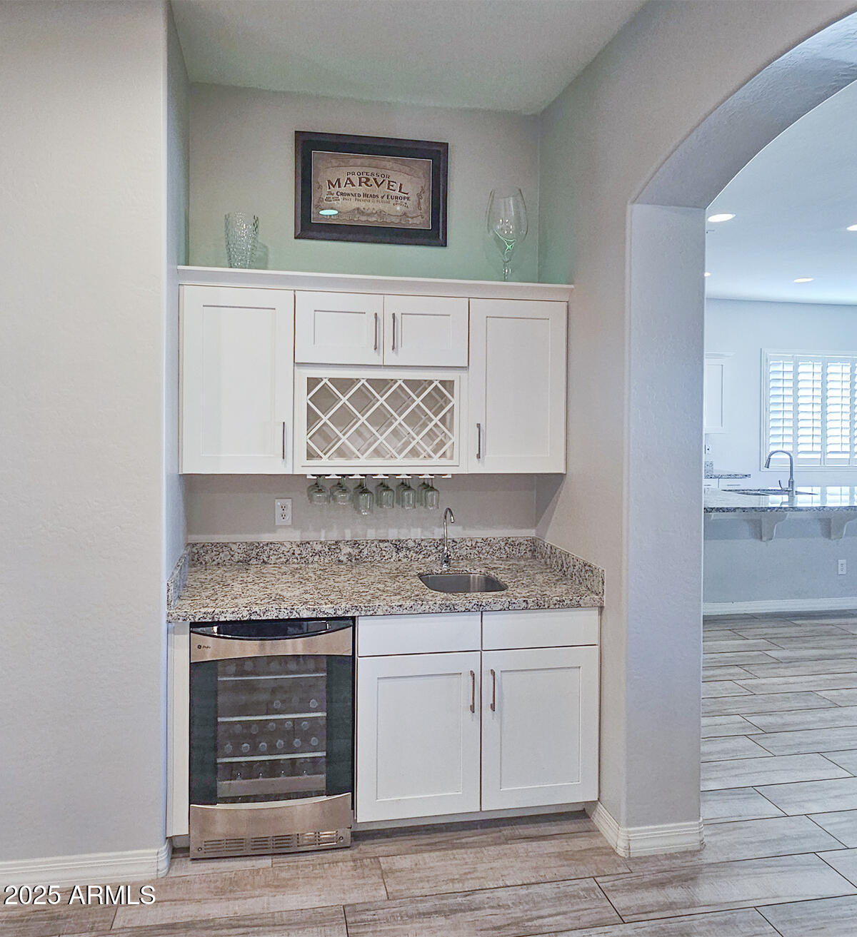 2342 W REMINGTON Drive