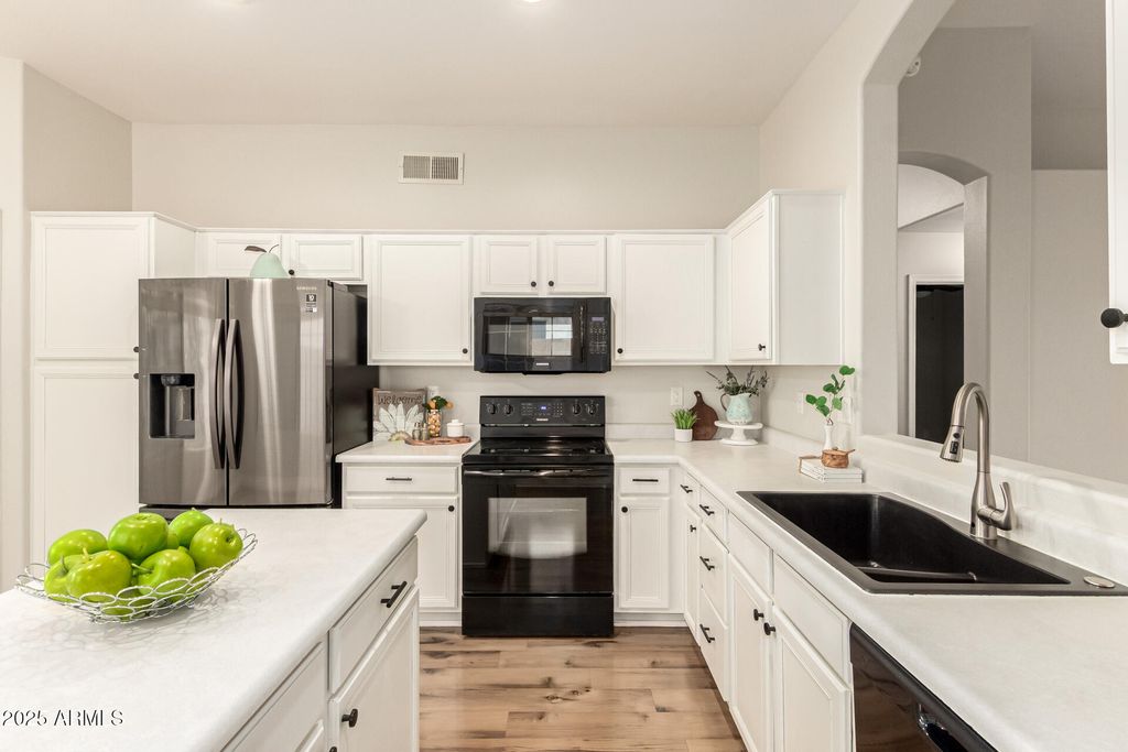 Photo of 358 W Linda Lane, Gilbert, AZ 85233 (MLS # 6932215)