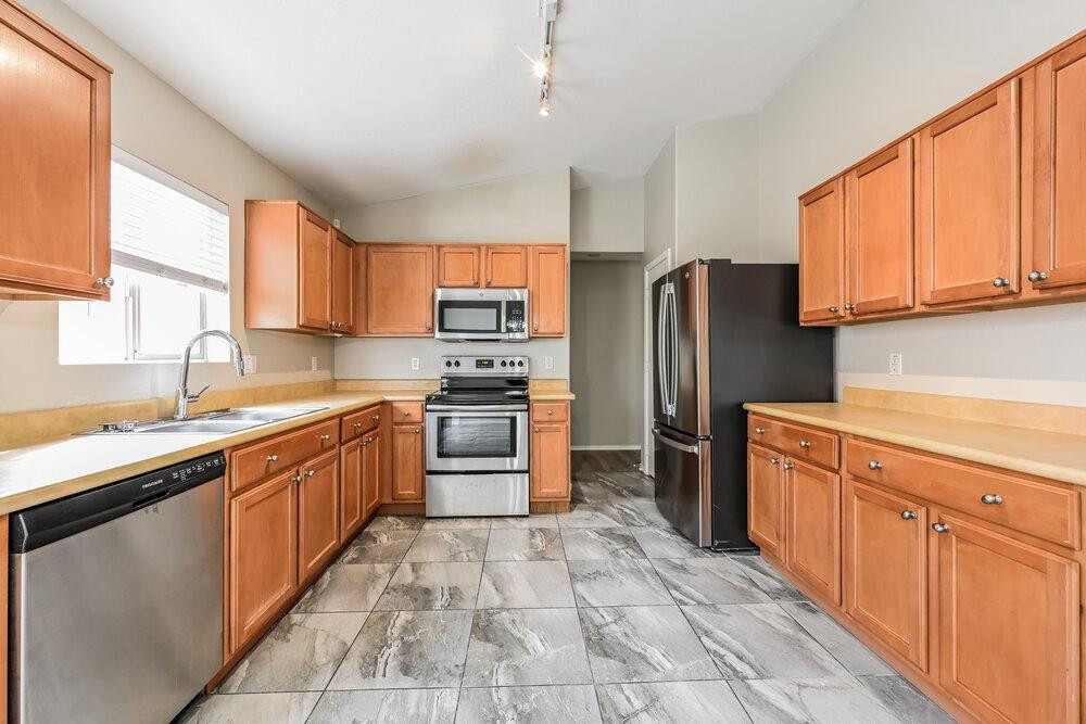 11338 W Crestbrook Drive