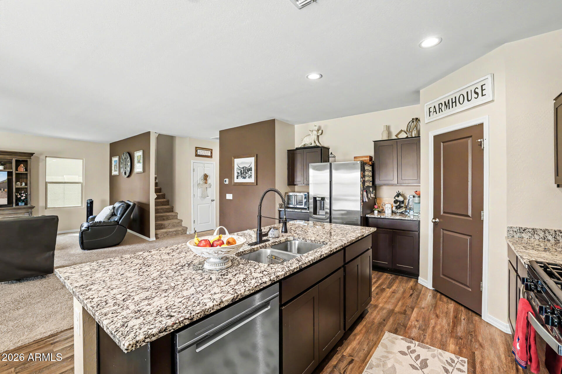 19539 W ANNIKA Drive