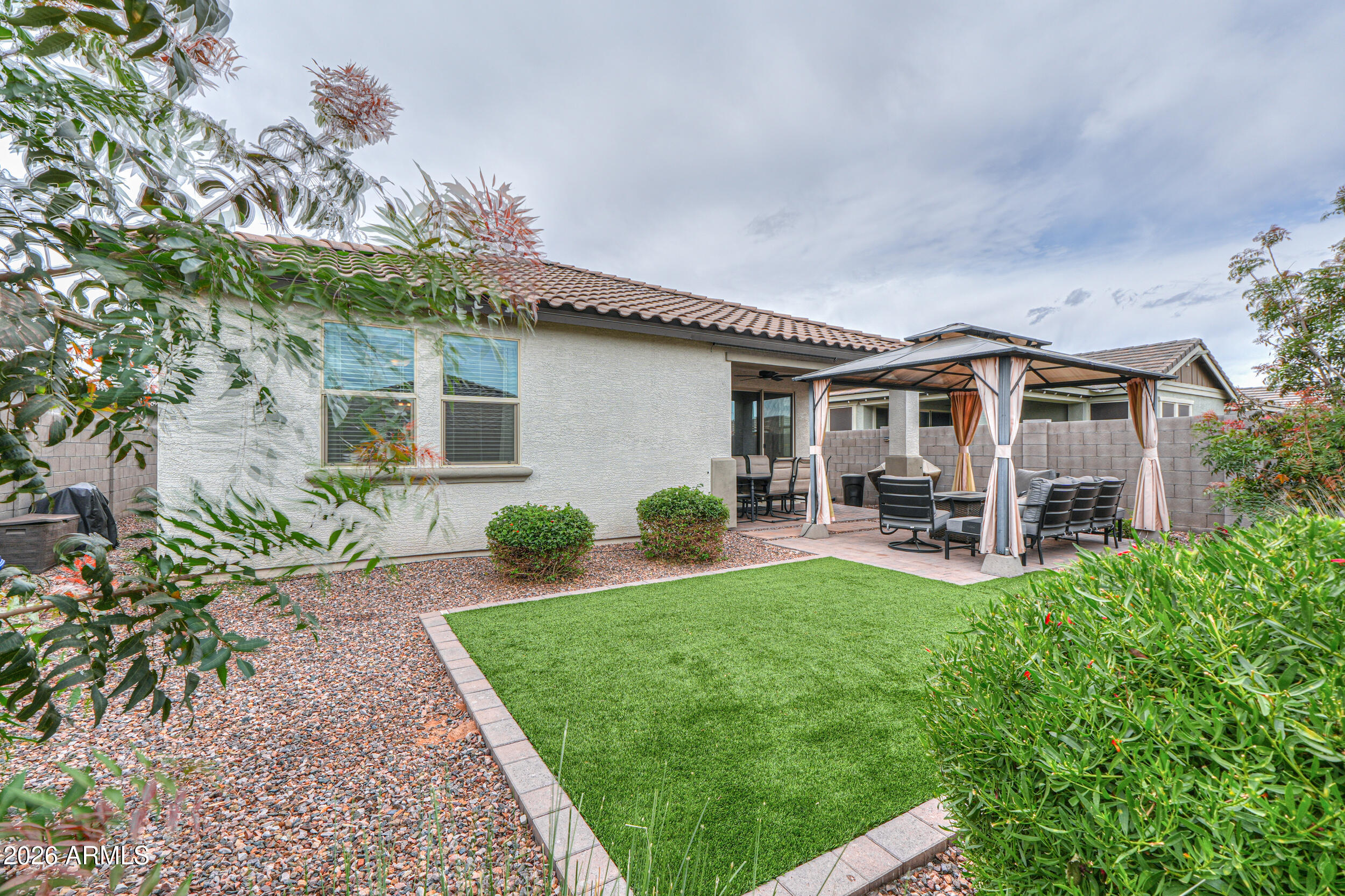 2996 W NEW RIVER Drive