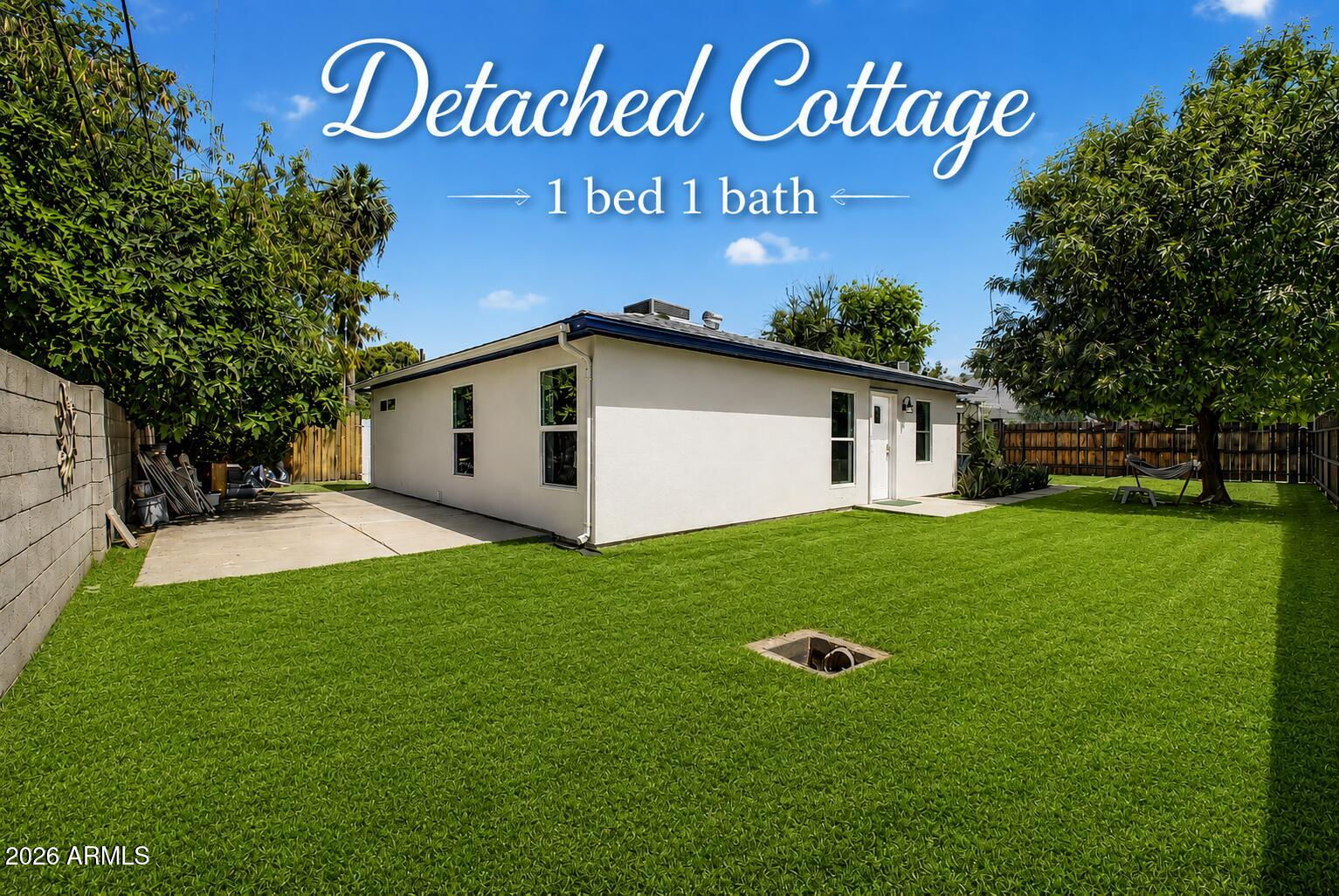1146 W MACKENZIE Drive
