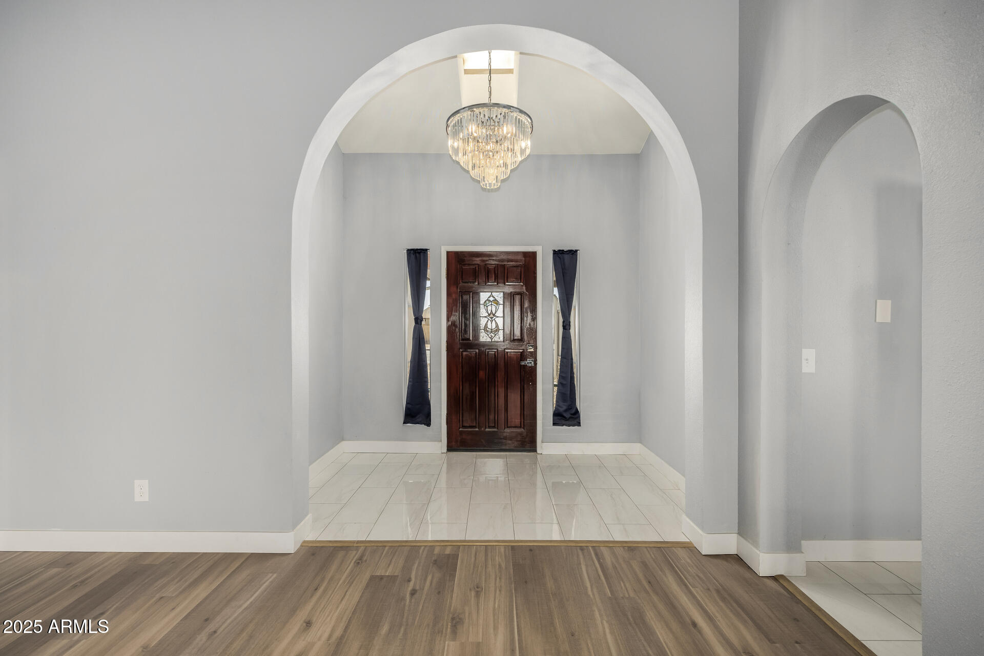 10230 W CAMPBELL Avenue