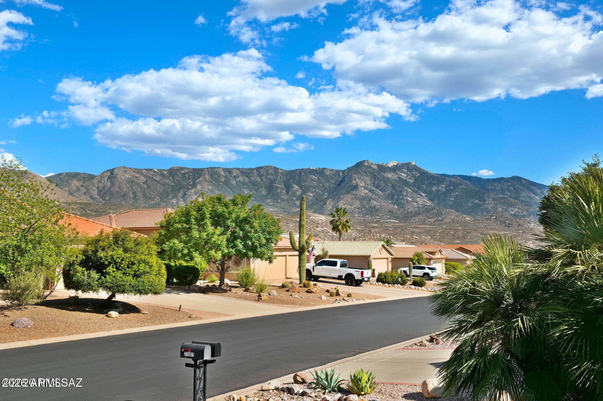 37046 S Rock Crest Drive