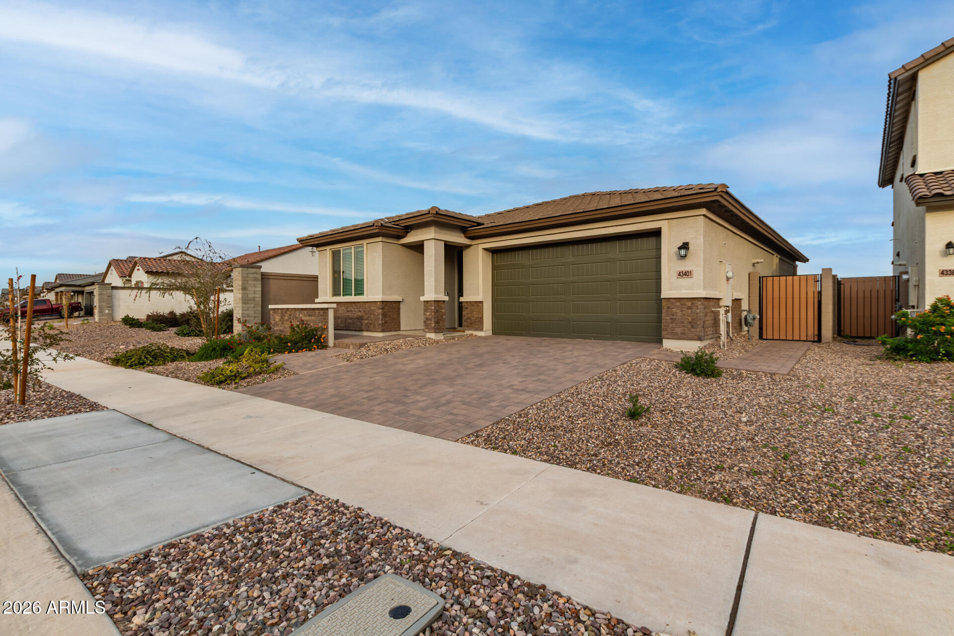 43401 N WOLLEMI Street