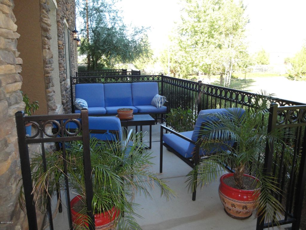Photo of 1634 E Canyon Creek Drive, Gilbert, AZ 85295 (MLS # 6931769)