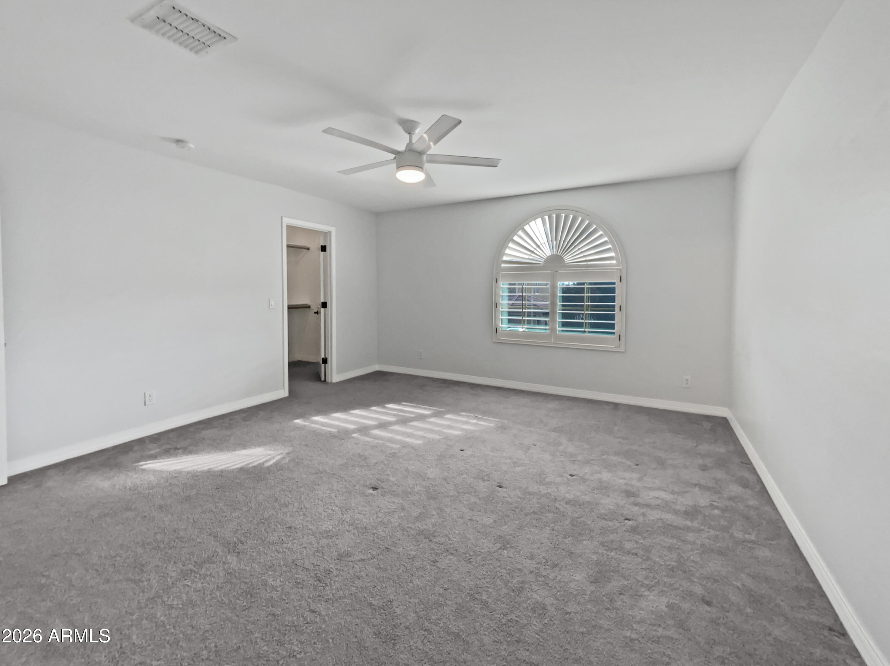 11518 E SEAVER Avenue