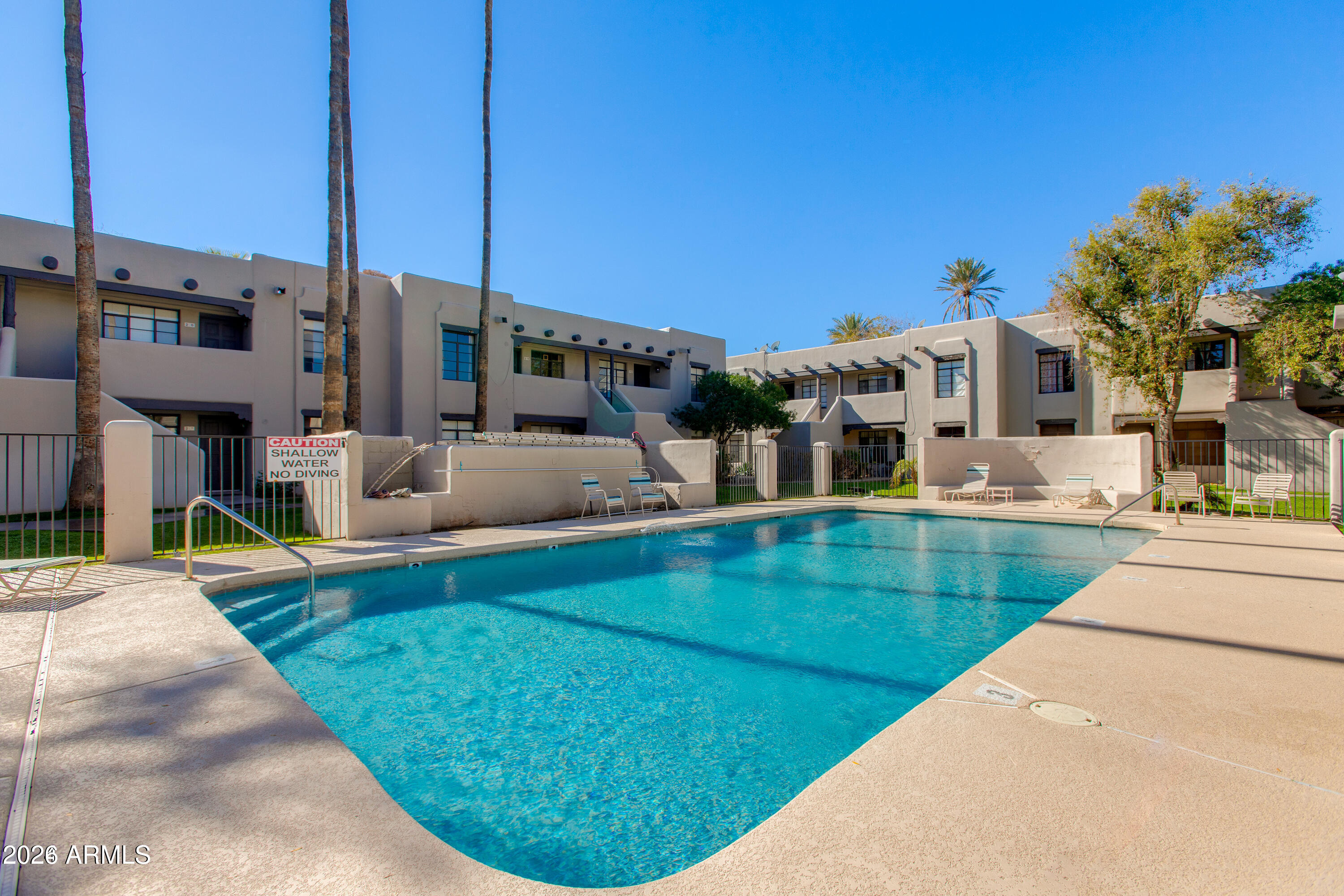 1449 E HIGHLAND Avenue 16