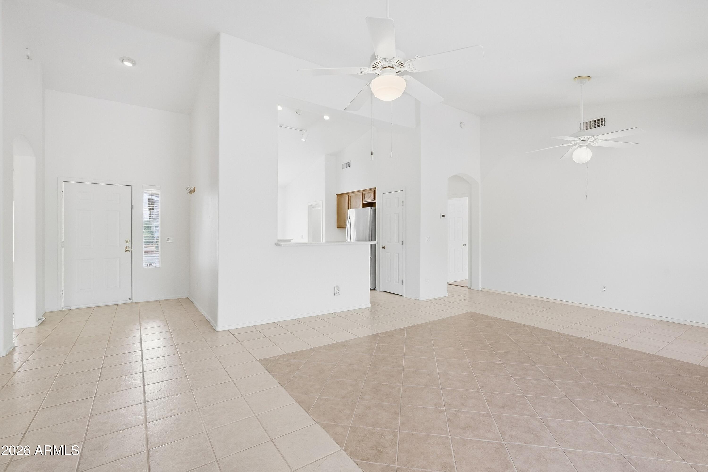 1800 W DESERT WILLOW Drive