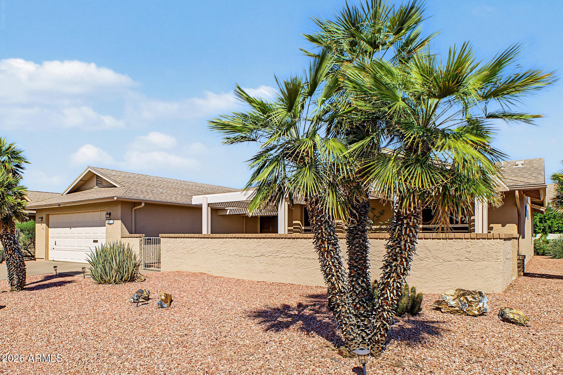 2052 LEISURE WORLD --