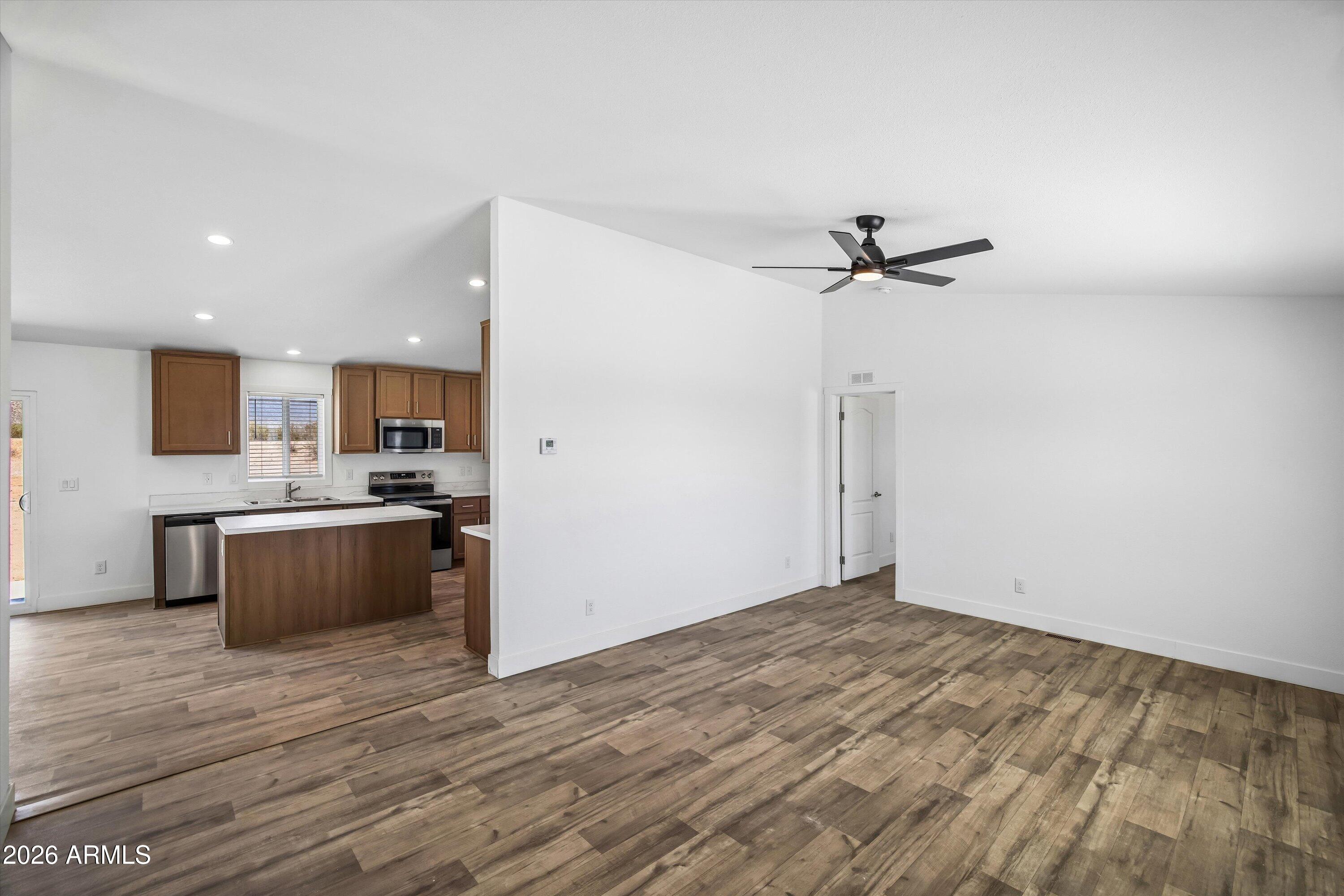 77 N Warren Road