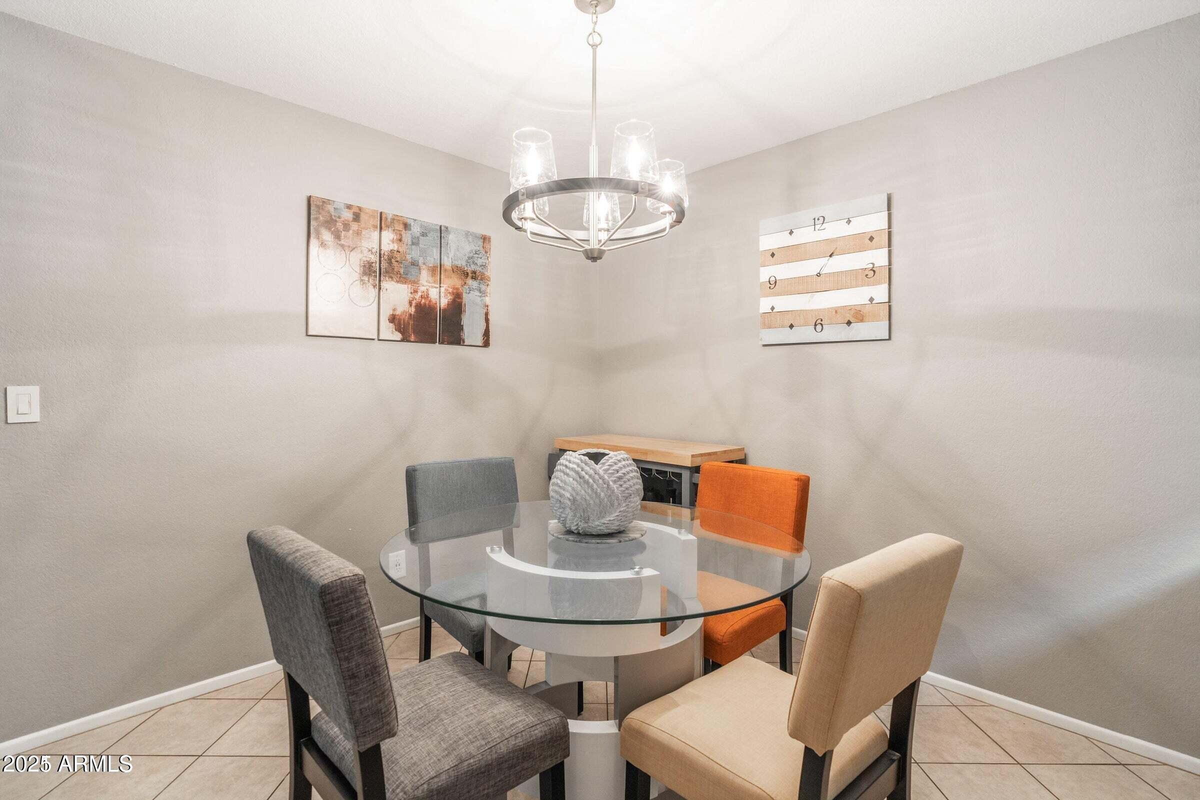 1402 E GUADALUPE Road 119