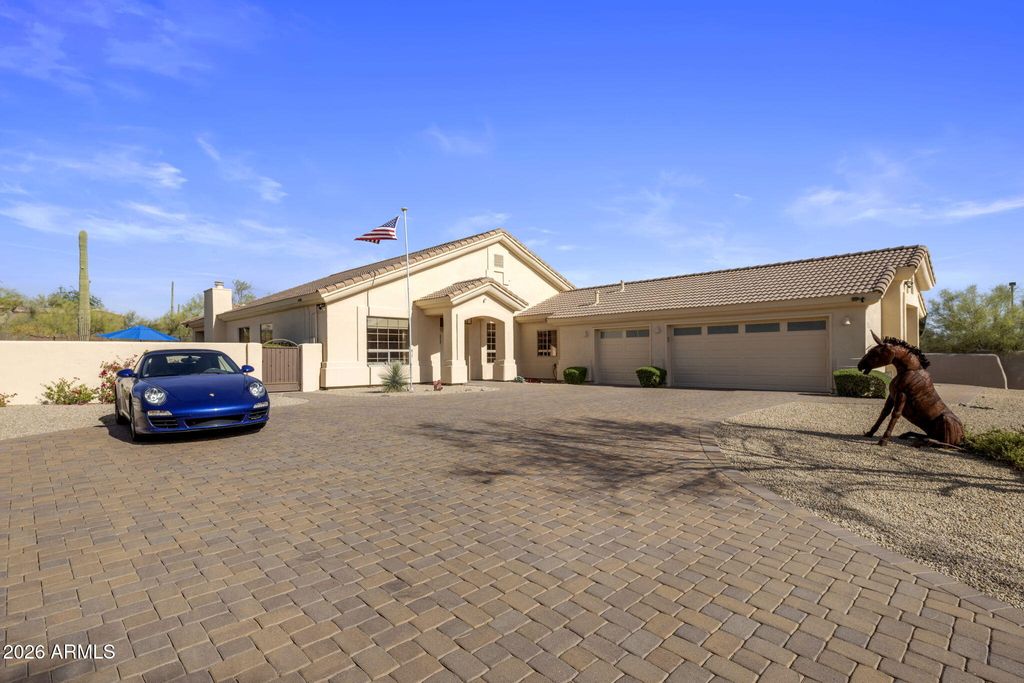 Photo of 34611 N Sunset Trail, Carefree, AZ 85377 (MLS # 7025118)
