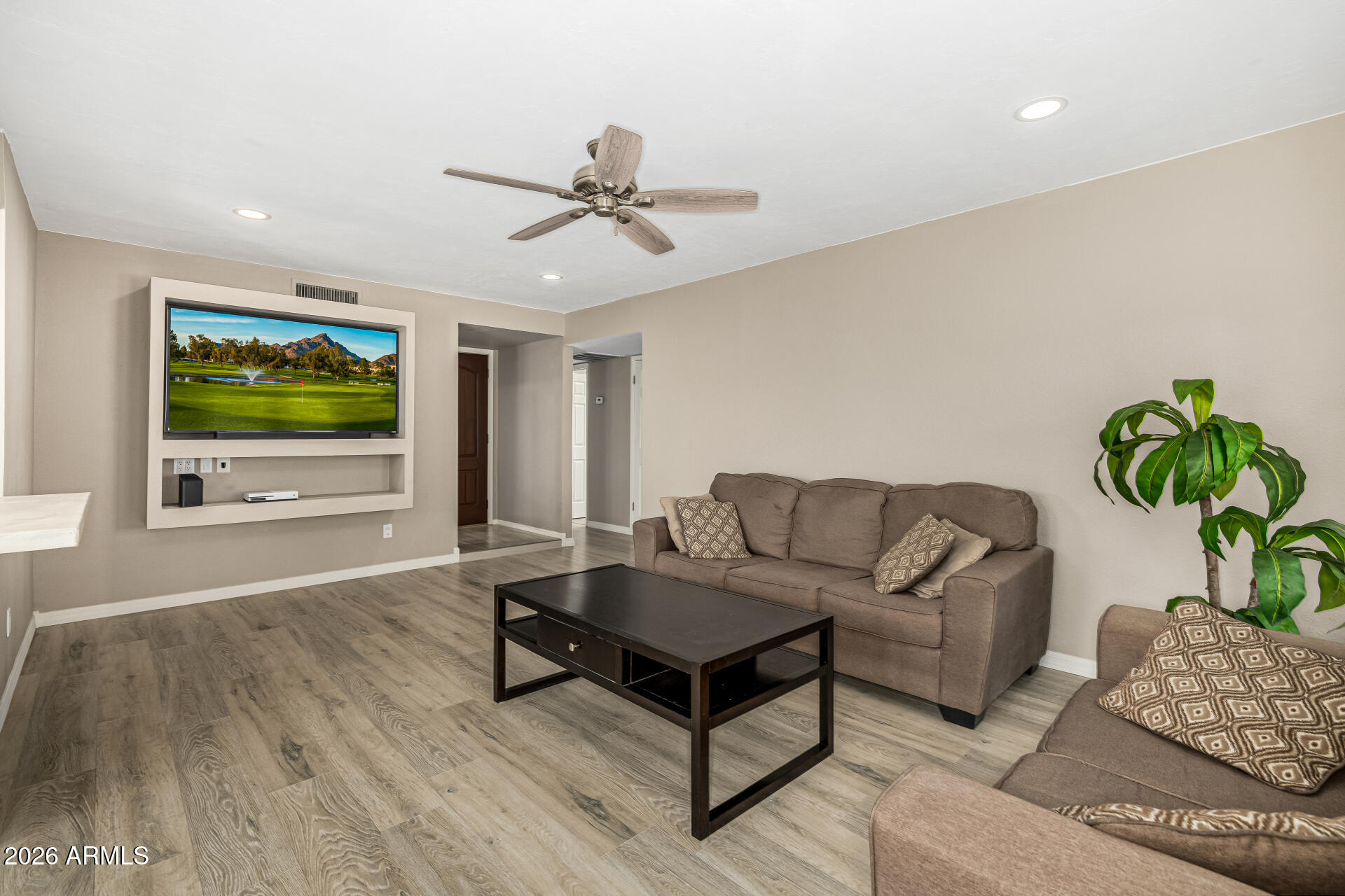 9340 E CITRUS Lane N