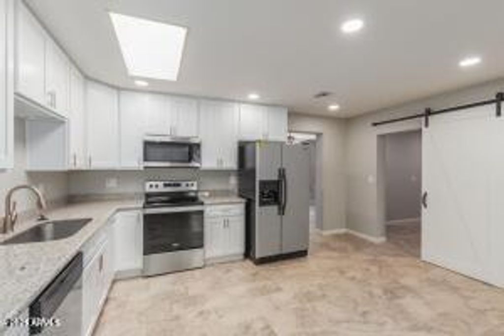 Photo of 11017 W Alabama Avenue, Sun City, AZ 85351 (MLS # 6954453)