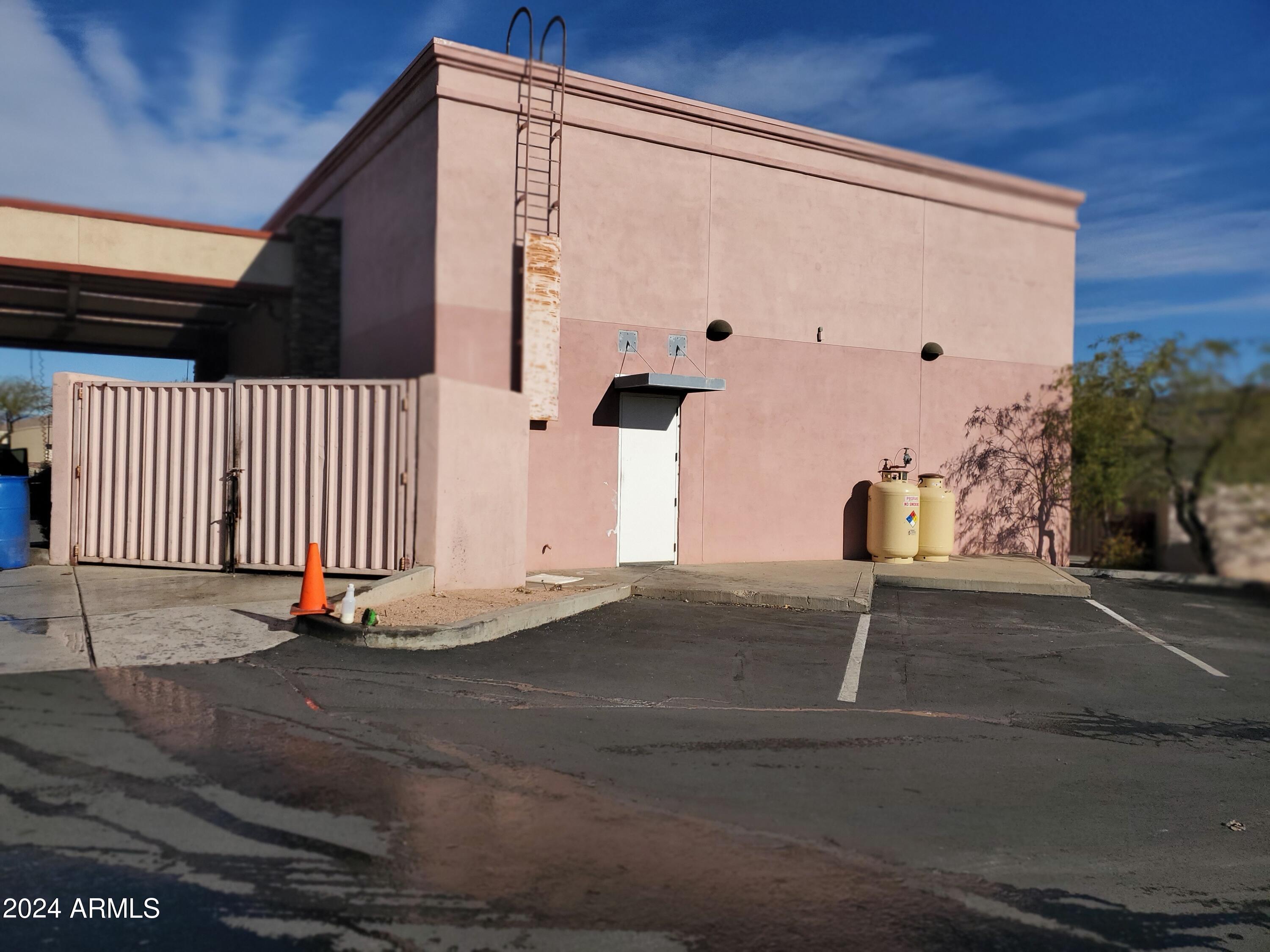 17115 E SHEA Boulevard 100