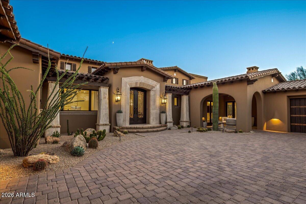 10675 E WINTER SUN Drive