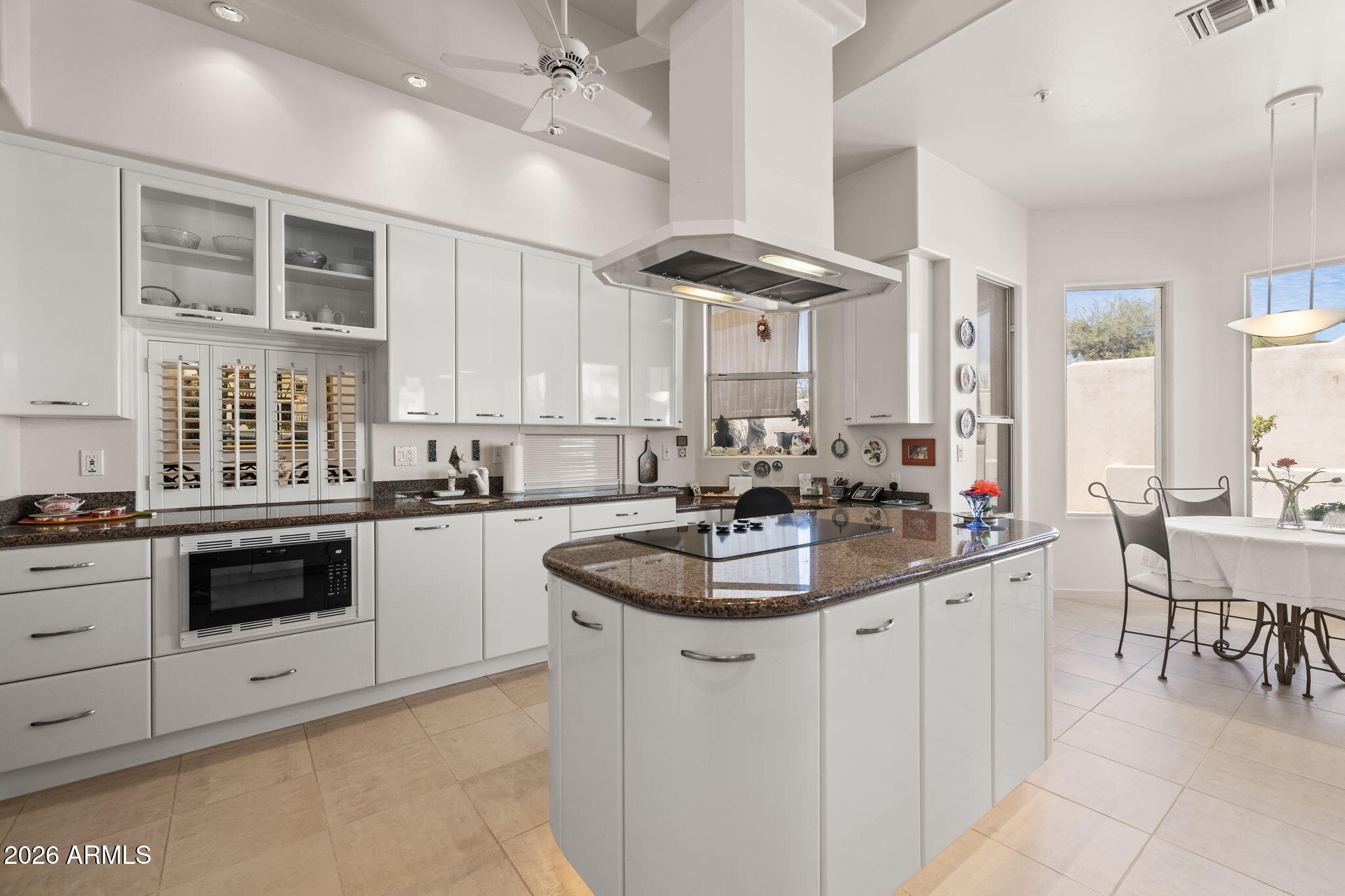 10460 E BALANCING ROCK Road