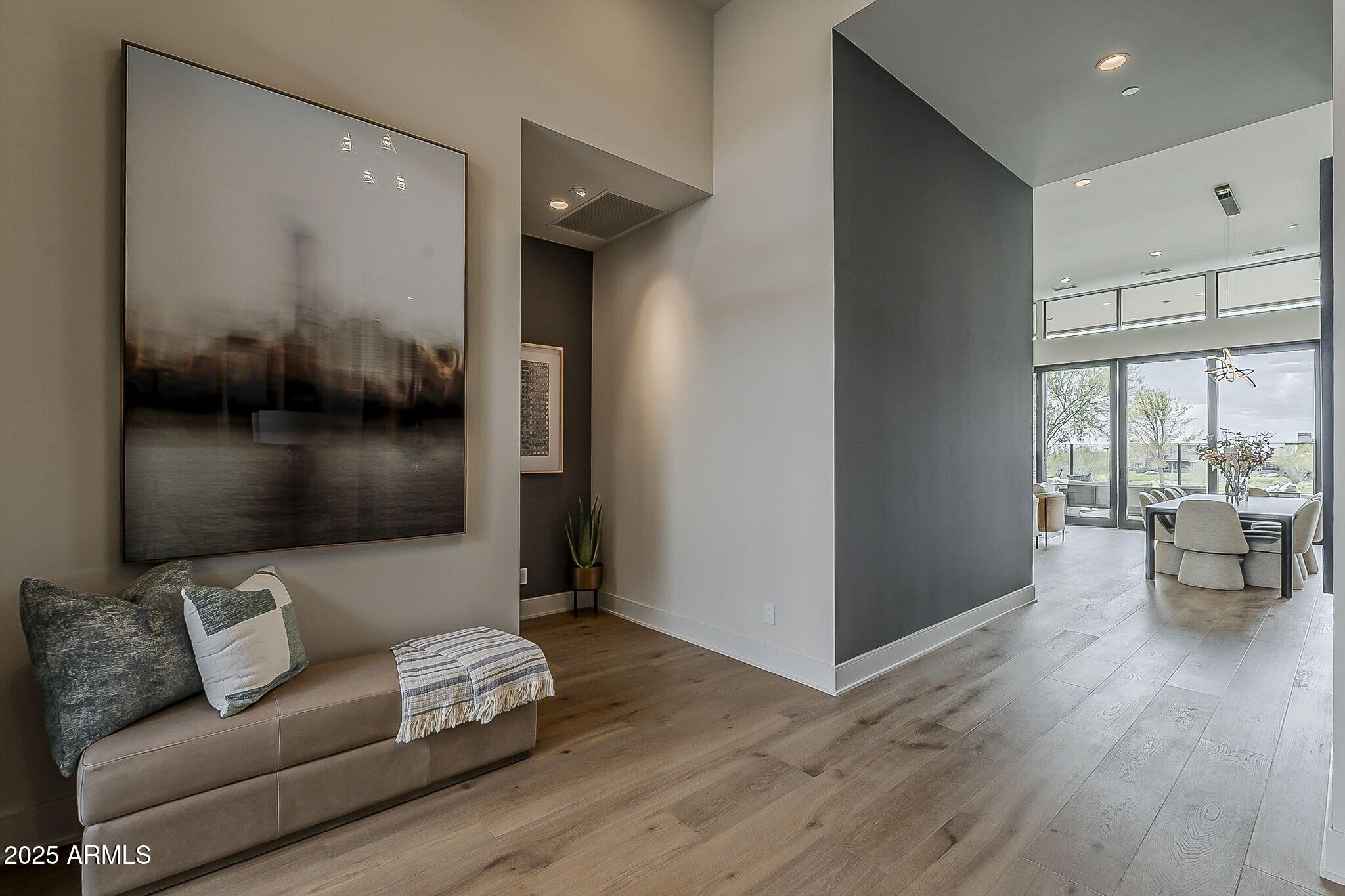 37200 N CAVE CREEK Road 1023