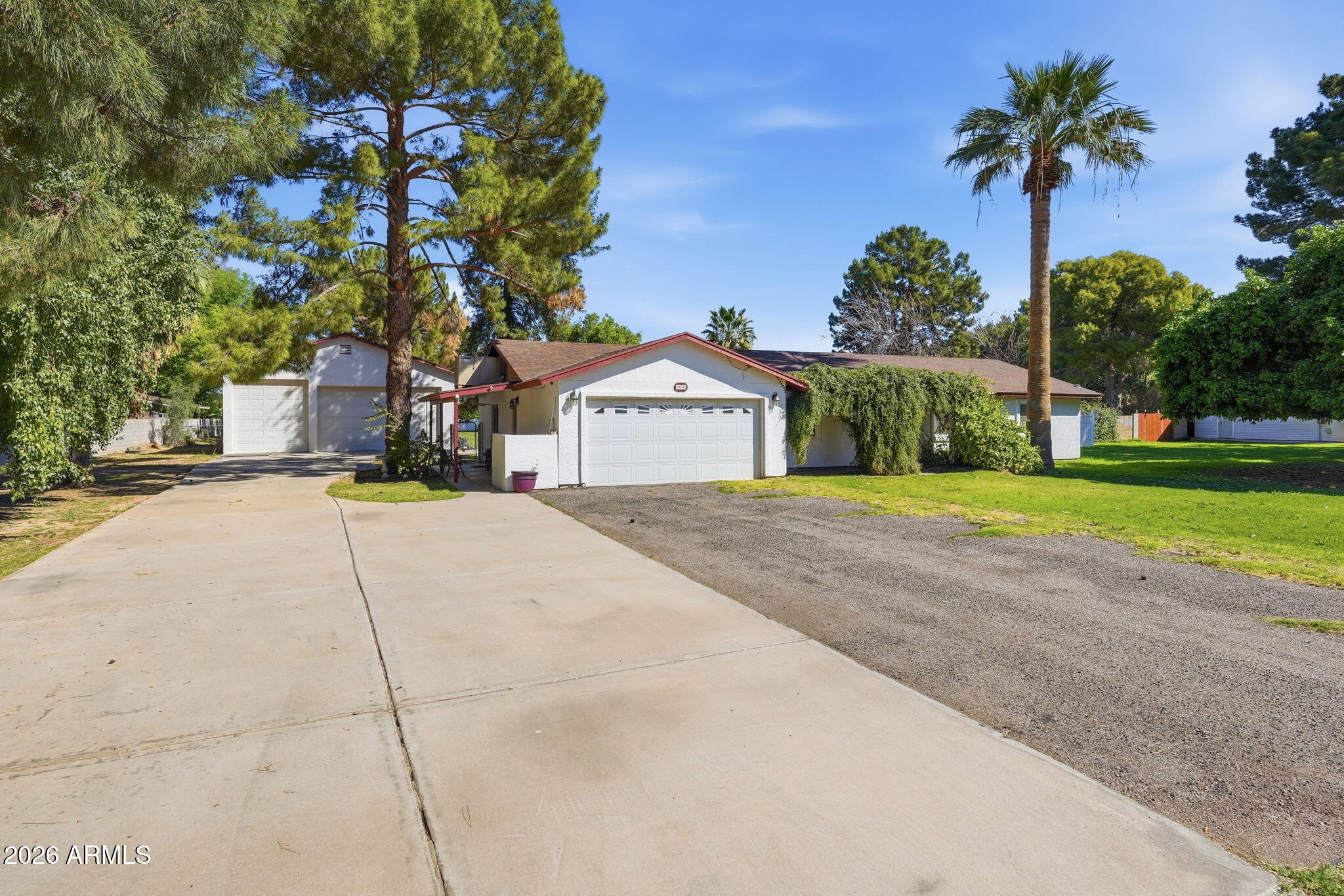 19702 E CAMINA PLATA --