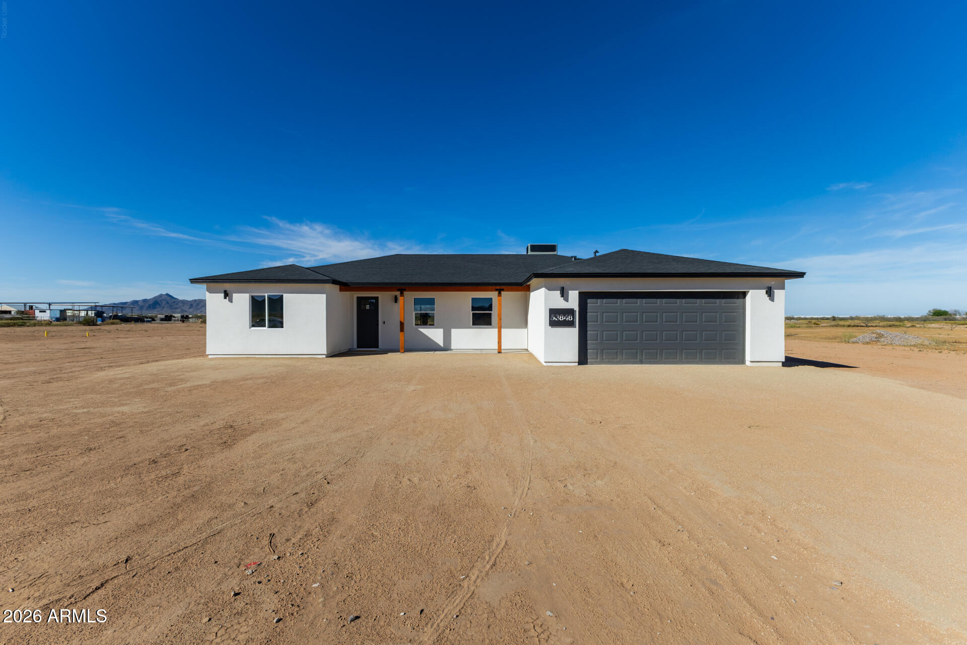 53848 W FOOTPRINTS Street