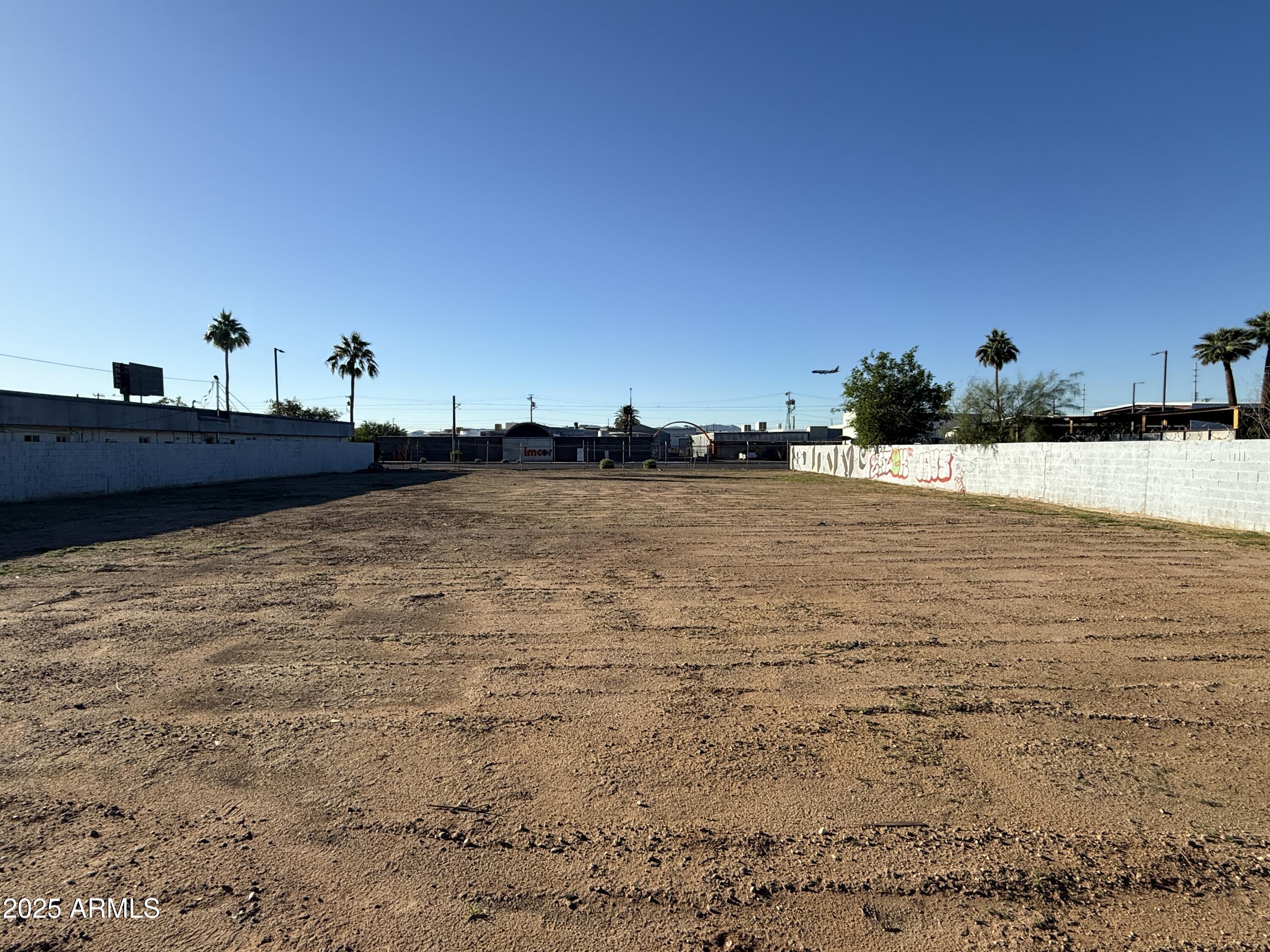 1842 E WASHINGTON Street 22