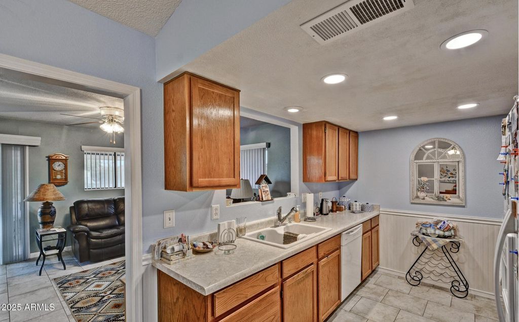 Photo of 21643 N 124th Way, Sun City West, AZ 85375 (MLS # 6904738)