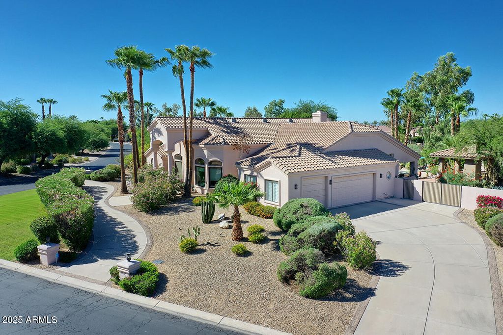 Photo of 11155 E Gold Dust Avenue, Scottsdale, AZ 85259 (MLS # 6945761)