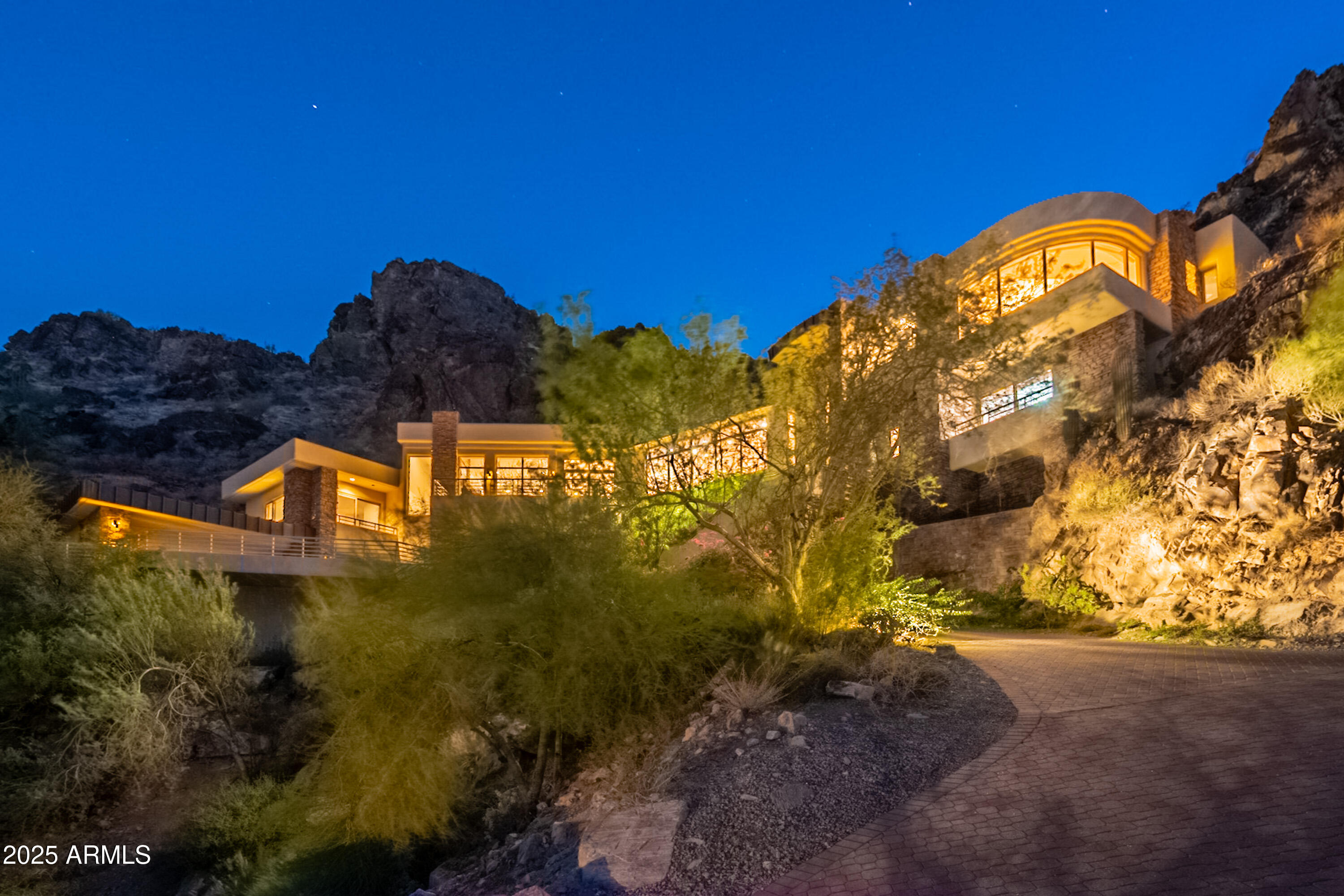 5676 E CHENEY Drive