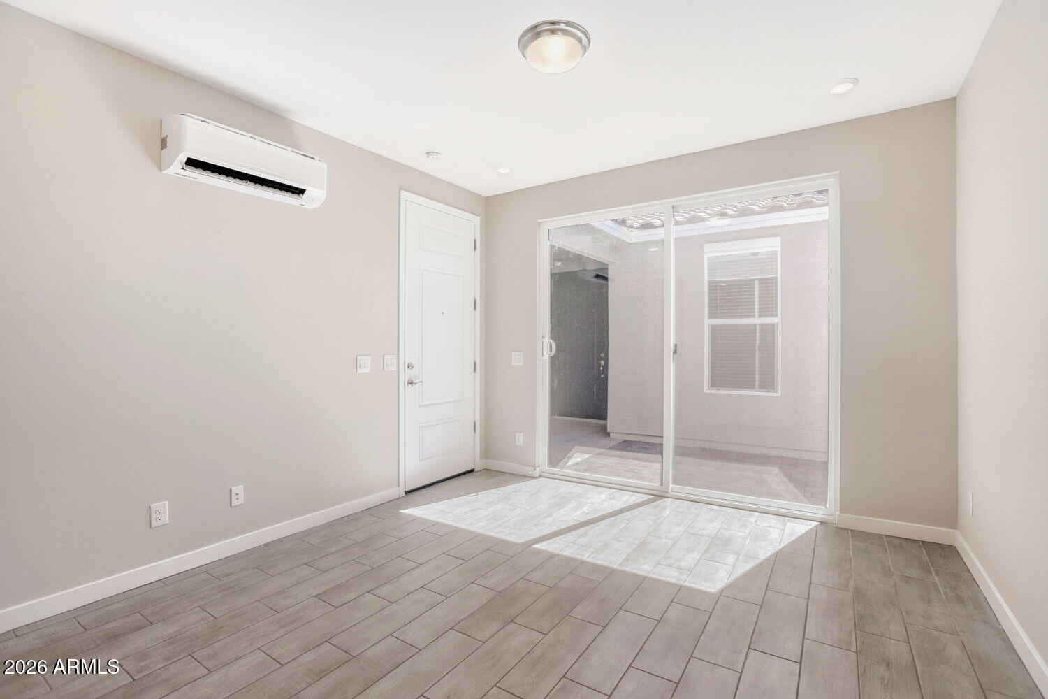 24059 W HACIENDA Avenue