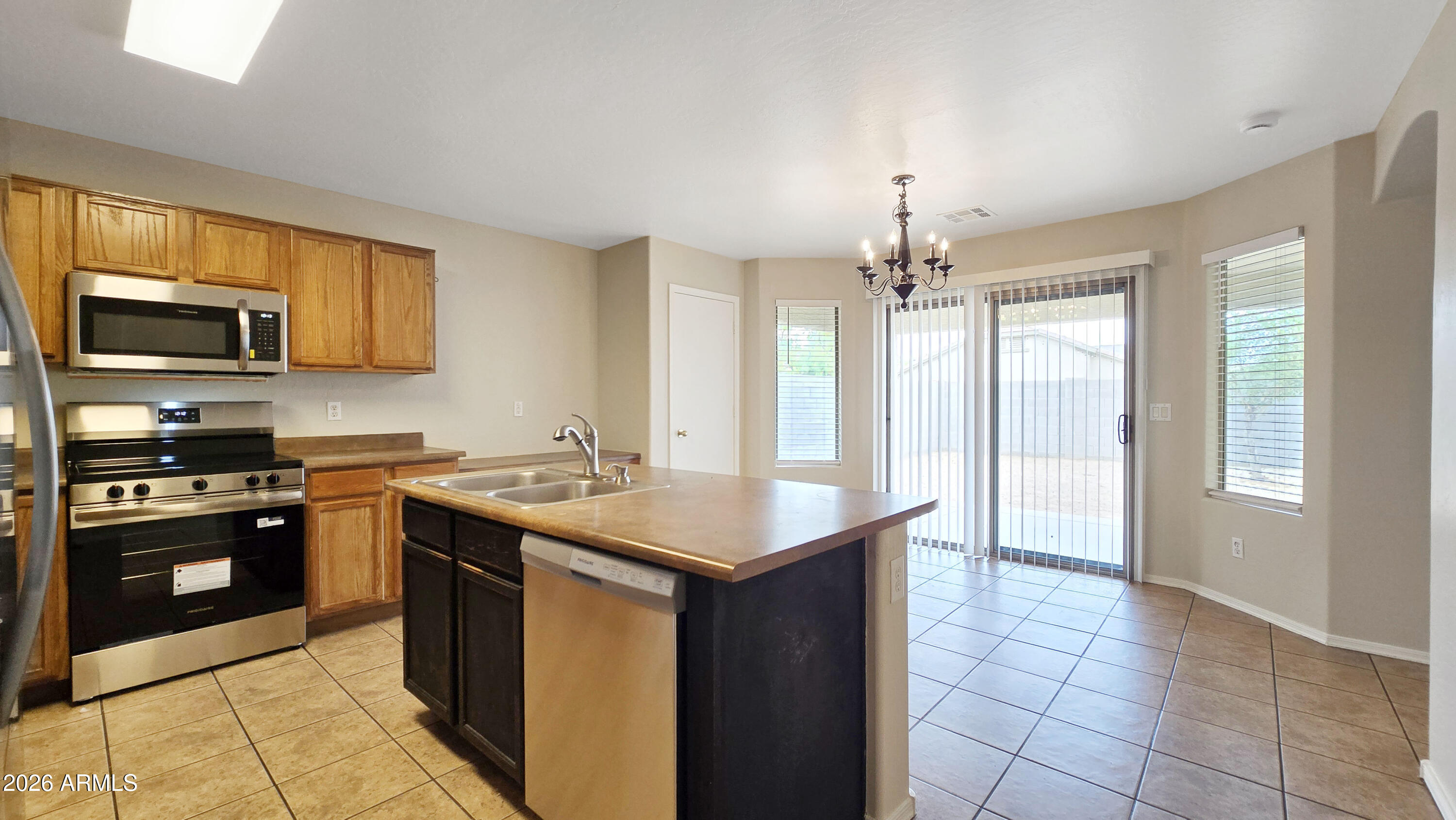 25805 W Dunlap Road
