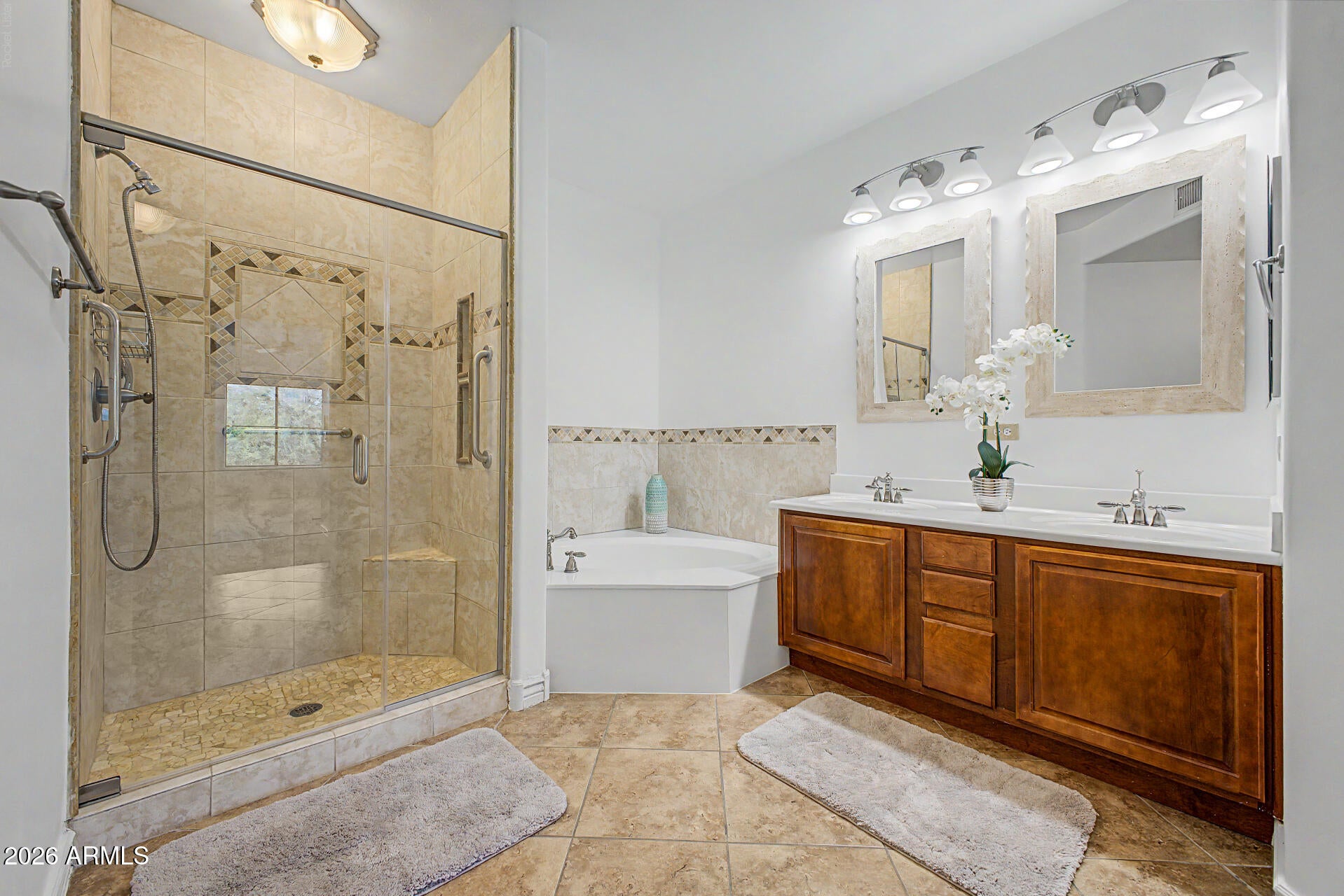 5450 E DEER VALLEY Drive 3010