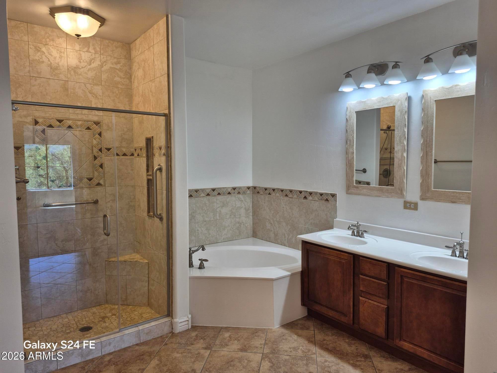 5450 E DEER VALLEY Drive 3010