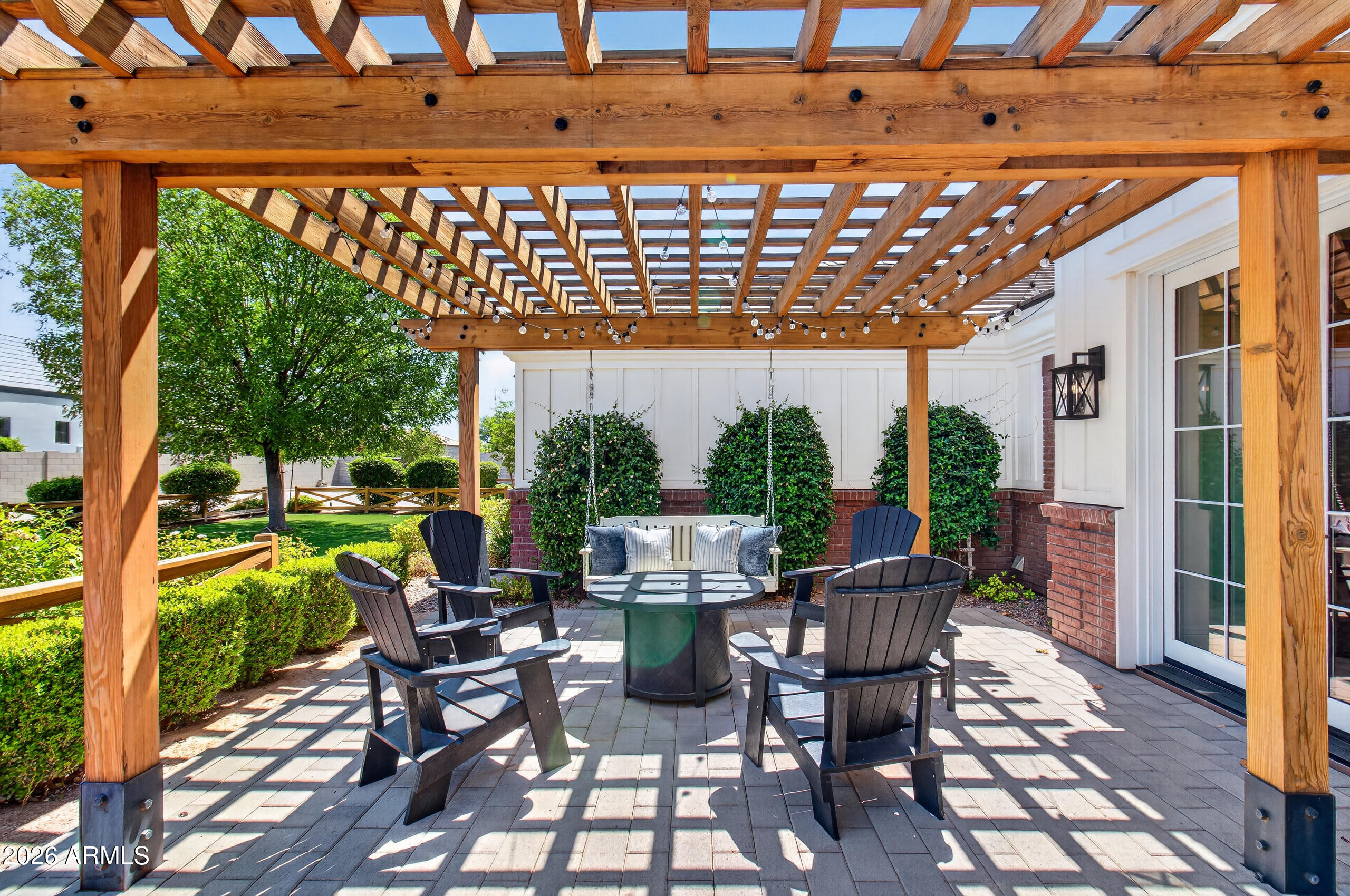 2677 E QUEEN CREEK Road