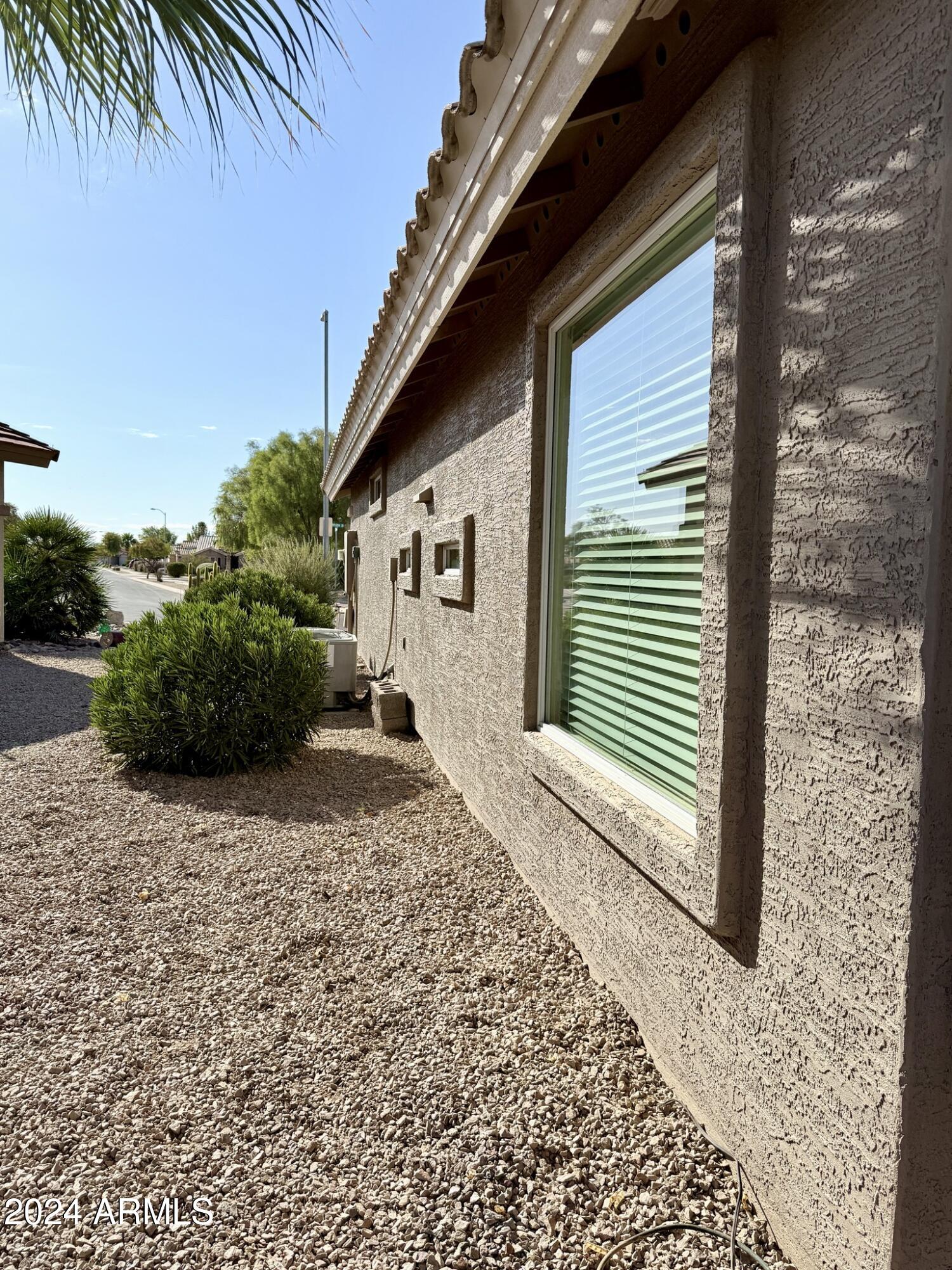 Mission Royale Active Adult - Residential