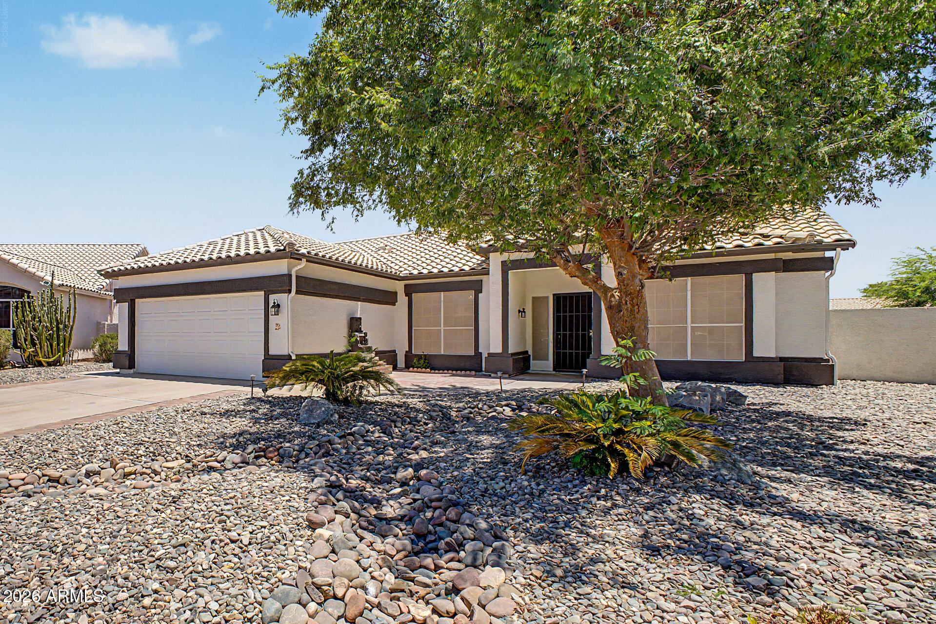 373 W PRIMOROSO Drive