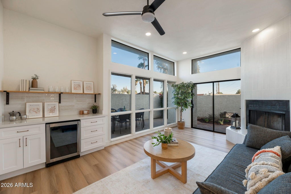 Photo of 703 E Corte Oro, Phoenix, AZ 85020 (MLS # 7039293)