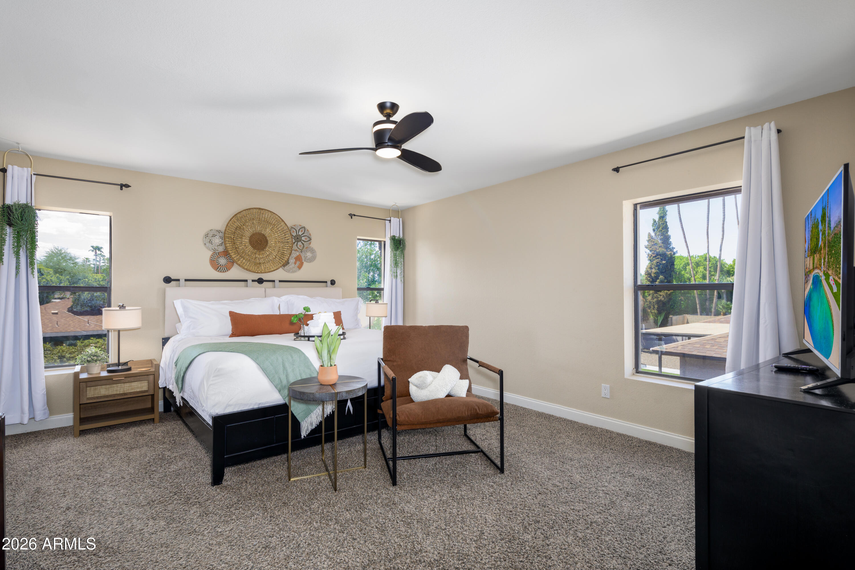 6709 E SANDRA Terrace