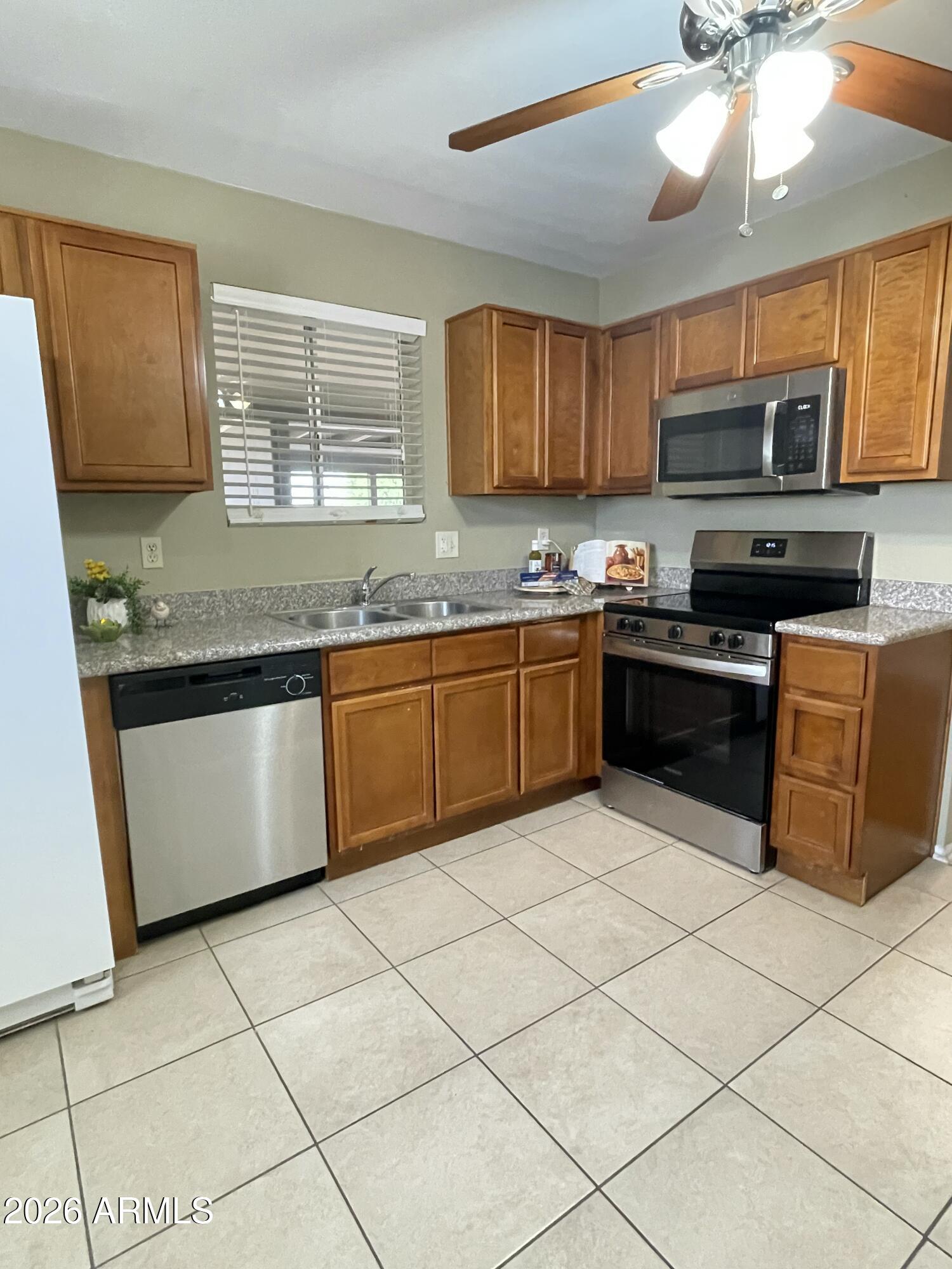APACHE VILLA THREE - Residential