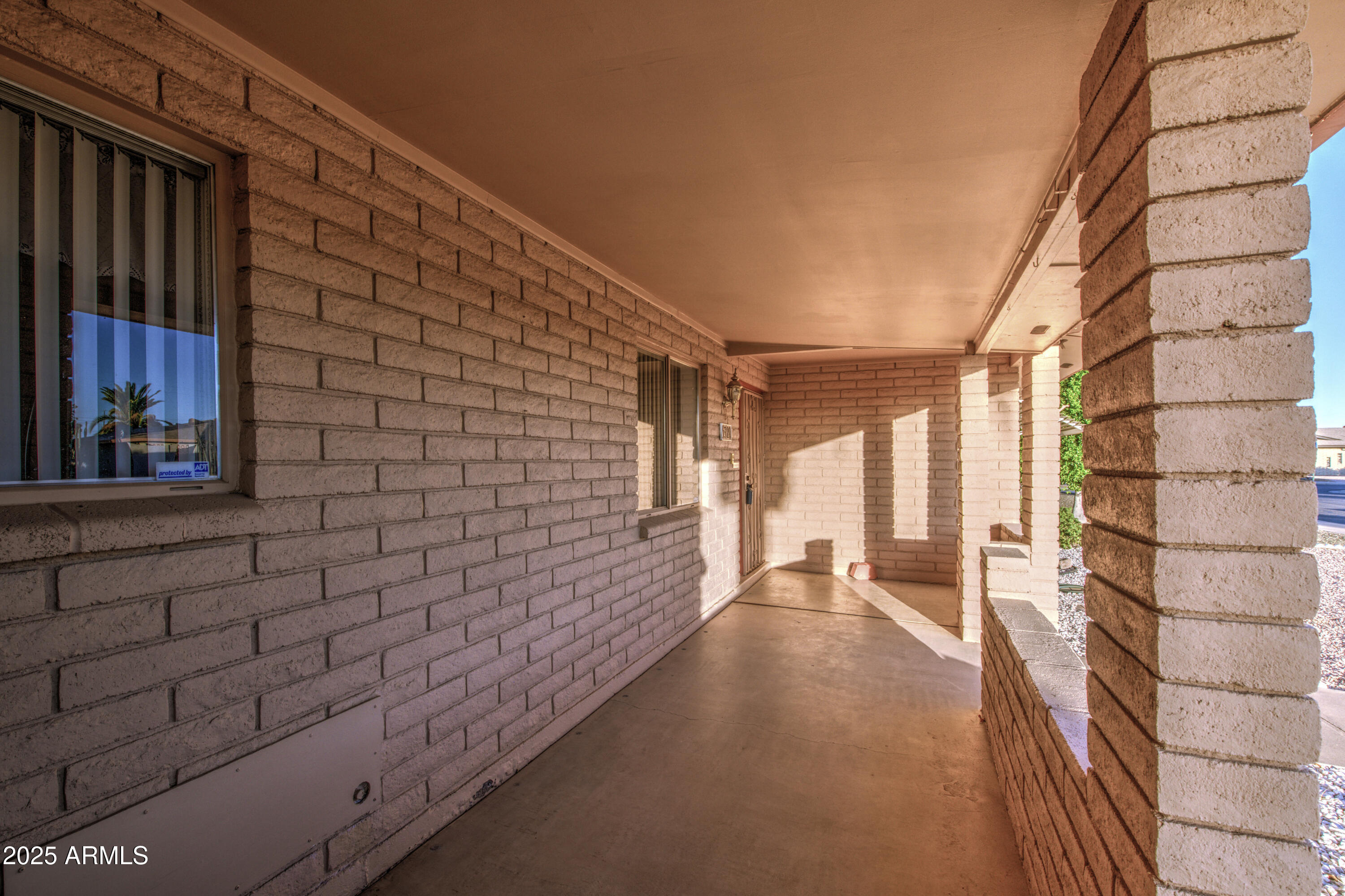 6328 E DALLAS Street