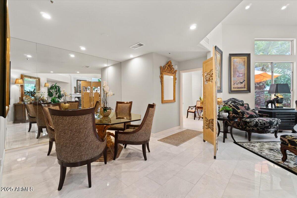 7799 E OAKSHORE Drive