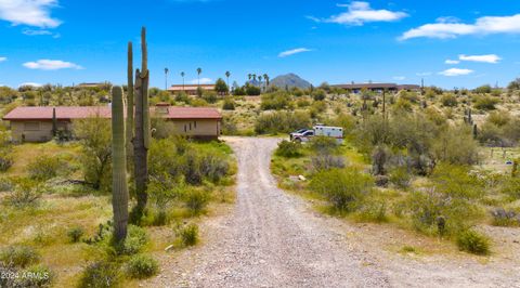 A home in Cave Creek