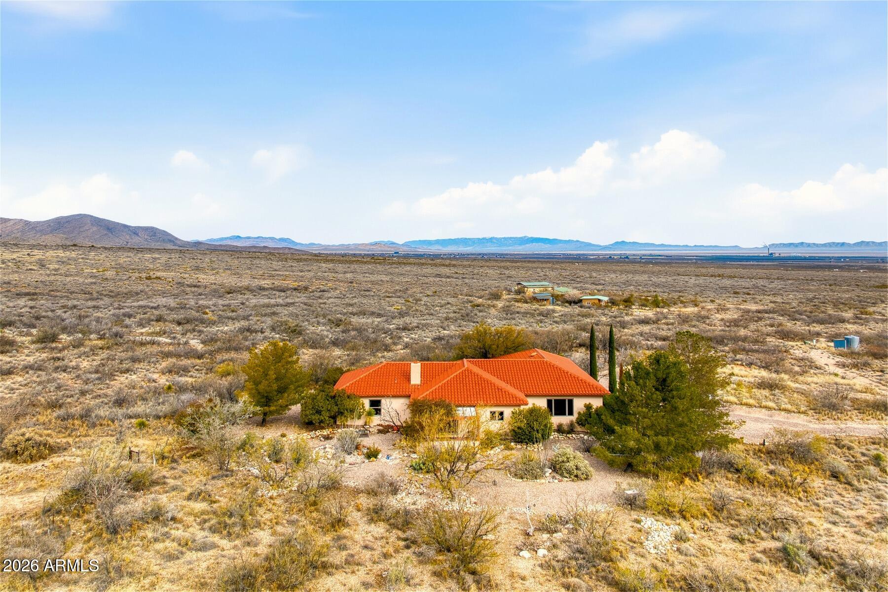 1225 N SKY ISLANDS END --