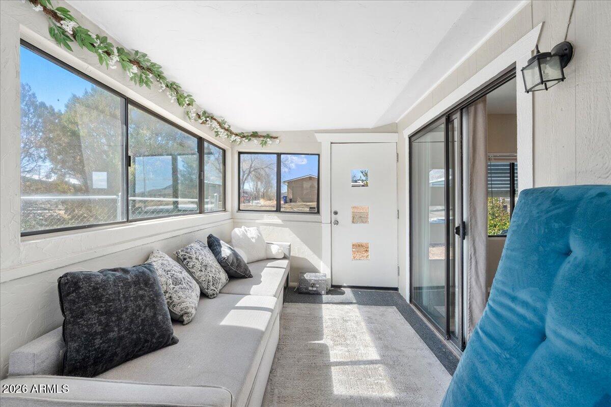 1215 WILLOW LAKE Road